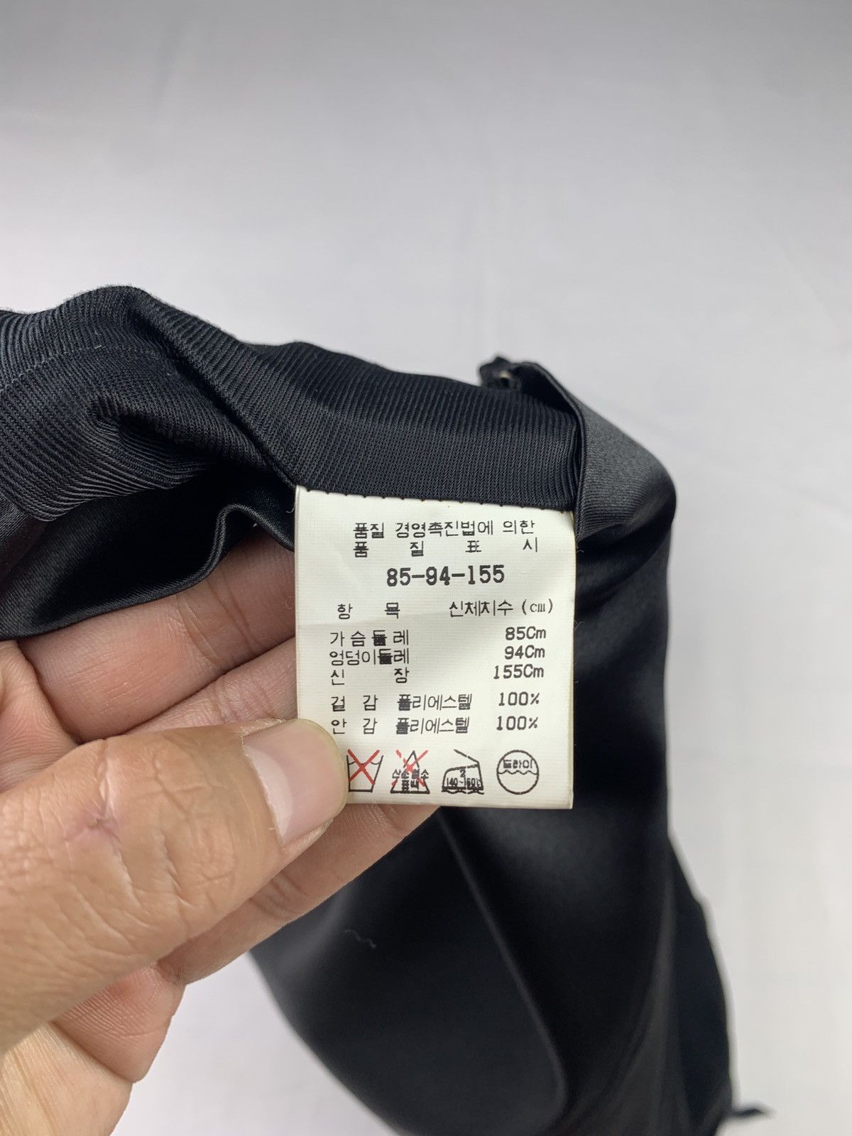 Japanese Brand 2000s Be Art Korea Shiny Black Fitted Lace up Blouse Top Size S / US 4 / IT 40 - 11 Thumbnail