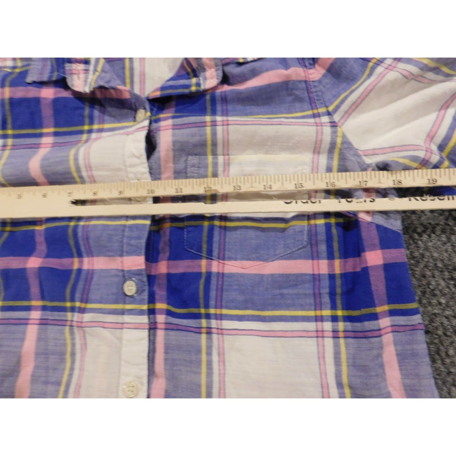 Old Navy Old Navy Womens Blouse Small plaid purple classic button down Size S / US 4 / IT 40 - 6 Thumbnail