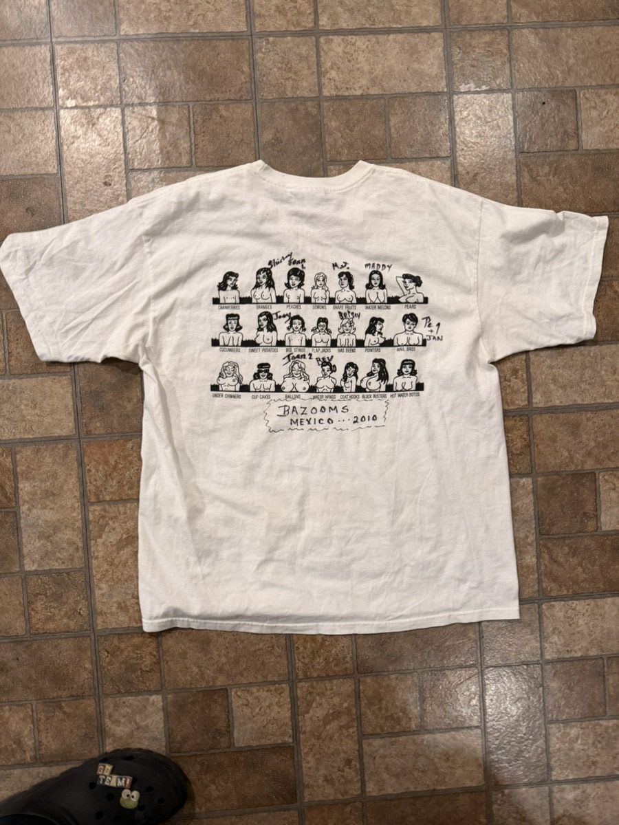 Vintage Vintage Yazbek 2010 “PUERTO VALLARTA MEXICO” T-shirt Size US XL / EU 56 / 4 - 4 Thumbnail