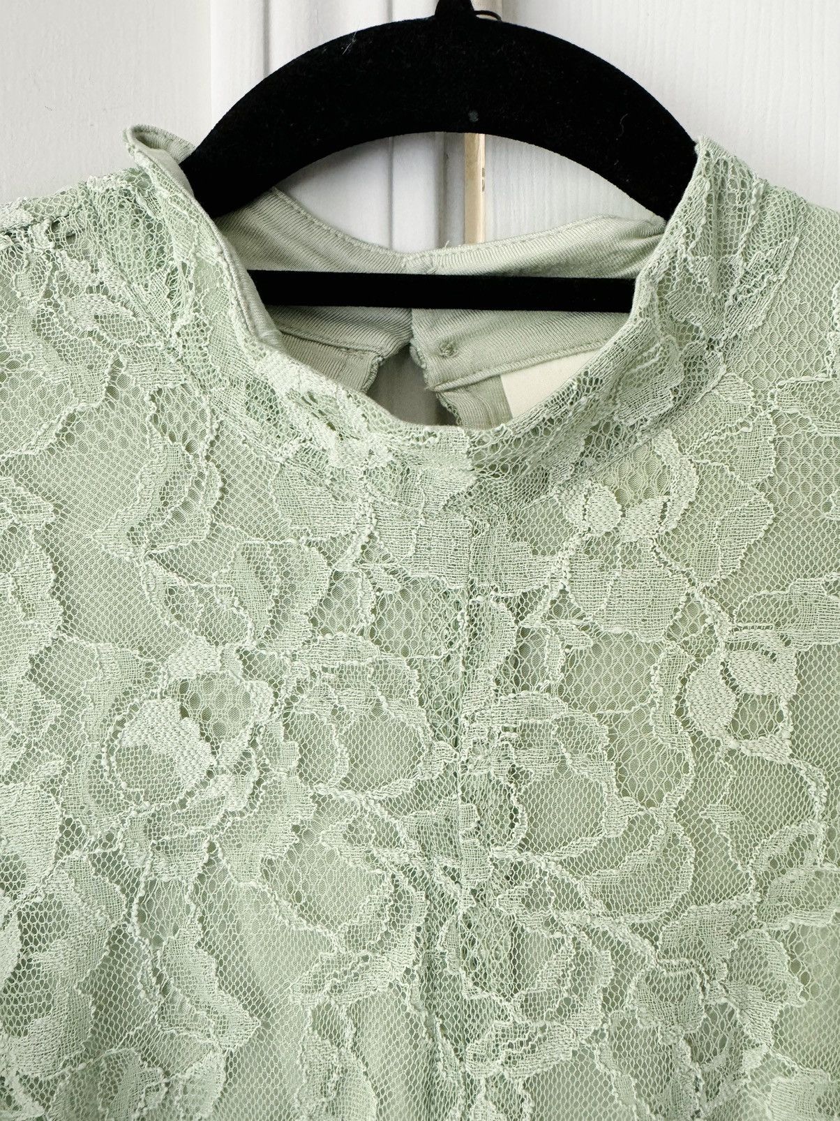 Anthropologie Anthropologie Maeve Mock-Neck Lace Mini Dress, Size XS Size XS / US 0-2 / IT 36-38 - 7 Thumbnail