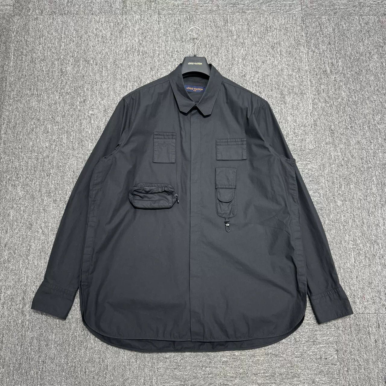 Louis Vuitton Louis Vuitton Functional Utility Shirt Size US XL / EU 56 / 4 - 1 Thumbnail