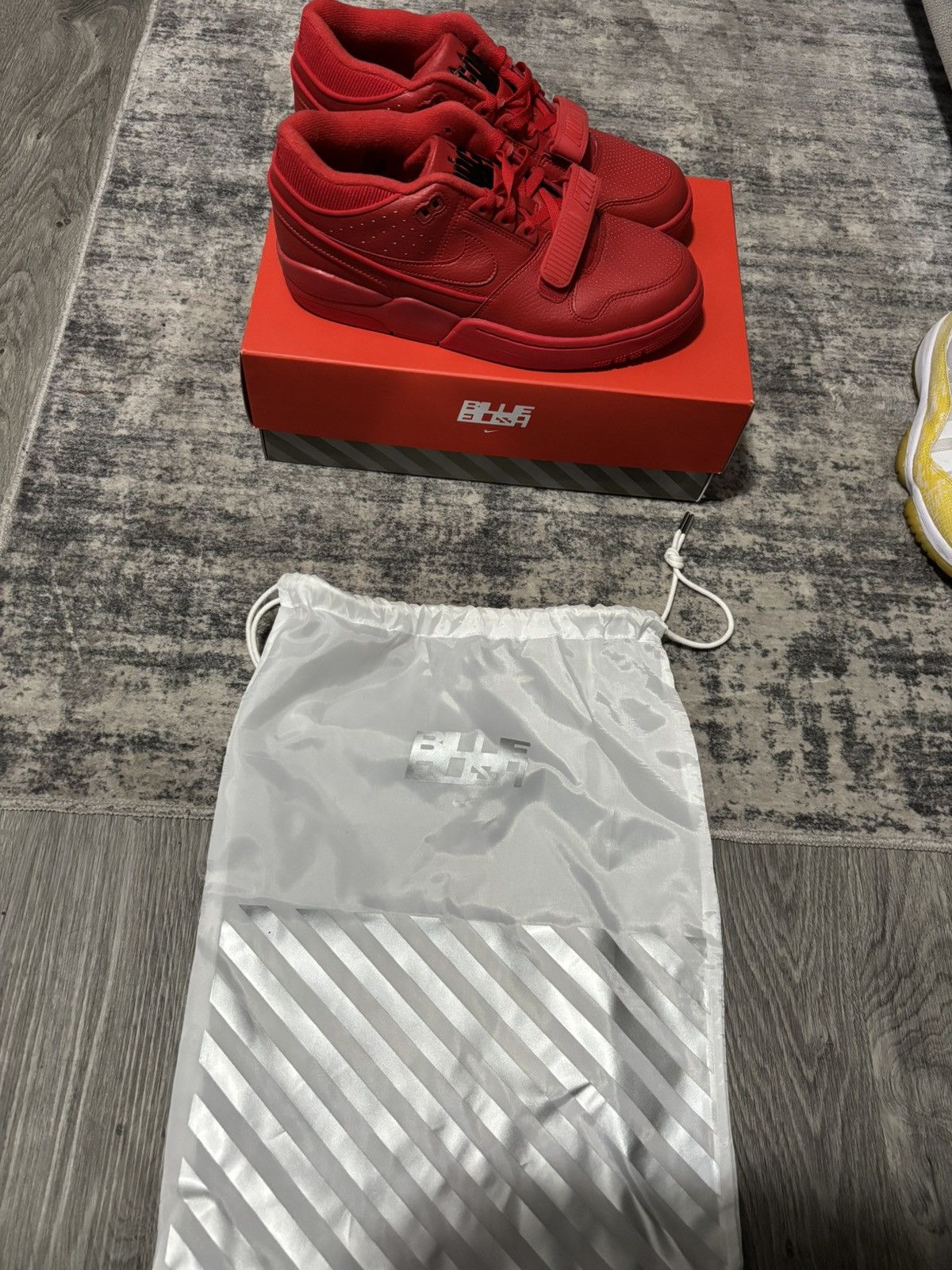 Nike Billie Eilish x Air max 88 Size 10.5, BRAND NEW Size US 10.5 / EU 43-44 - 2 Thumbnail