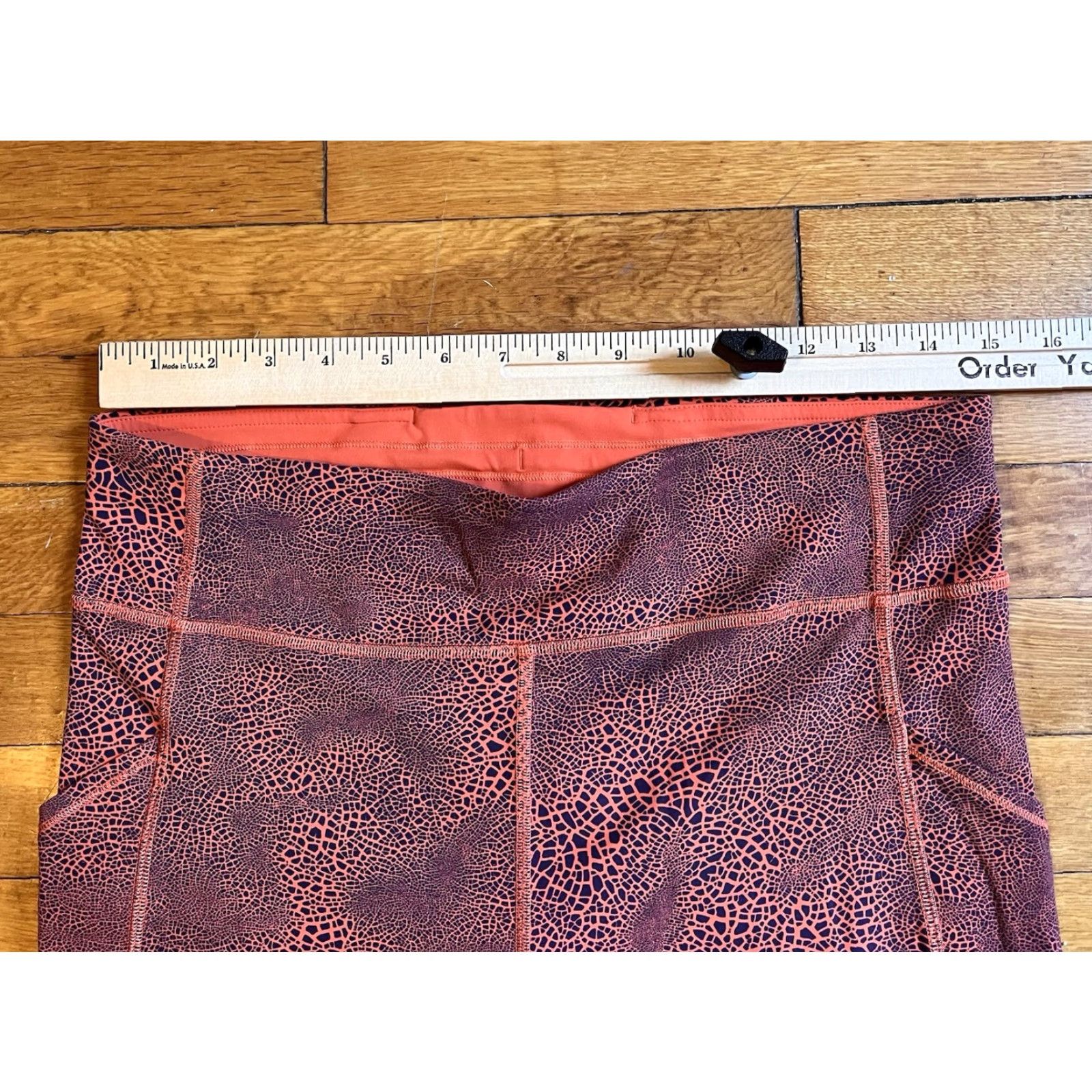 Lululemon Lululemon Invigorate High Rise Tights Women’s 12 Orange Black Snakeskin Size ONE SIZE - 7 Thumbnail