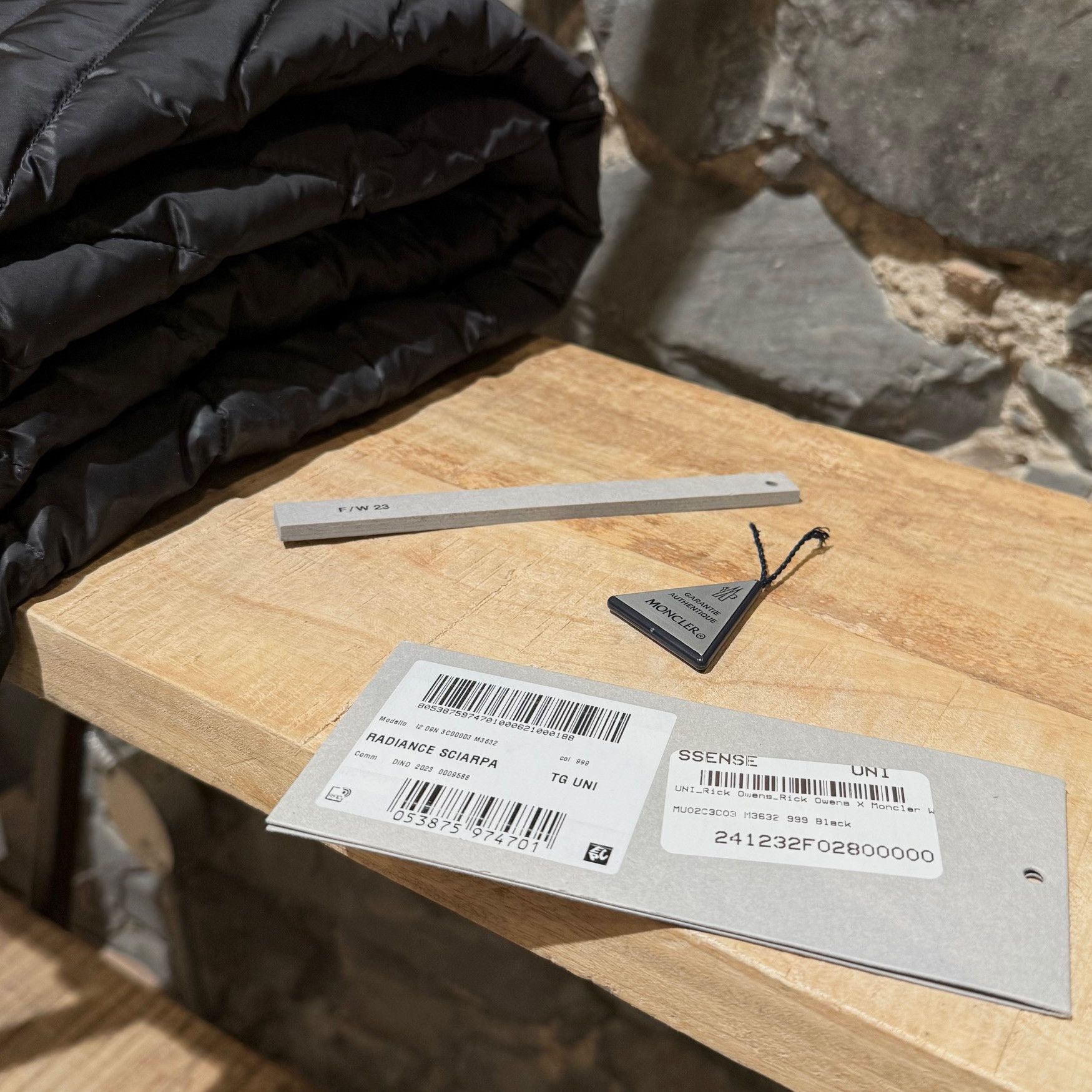 Moncler × Rick Owens Moncler X Rick Owens Radiance Quilted Padded Scarf Size ONE SIZE - 11 Thumbnail