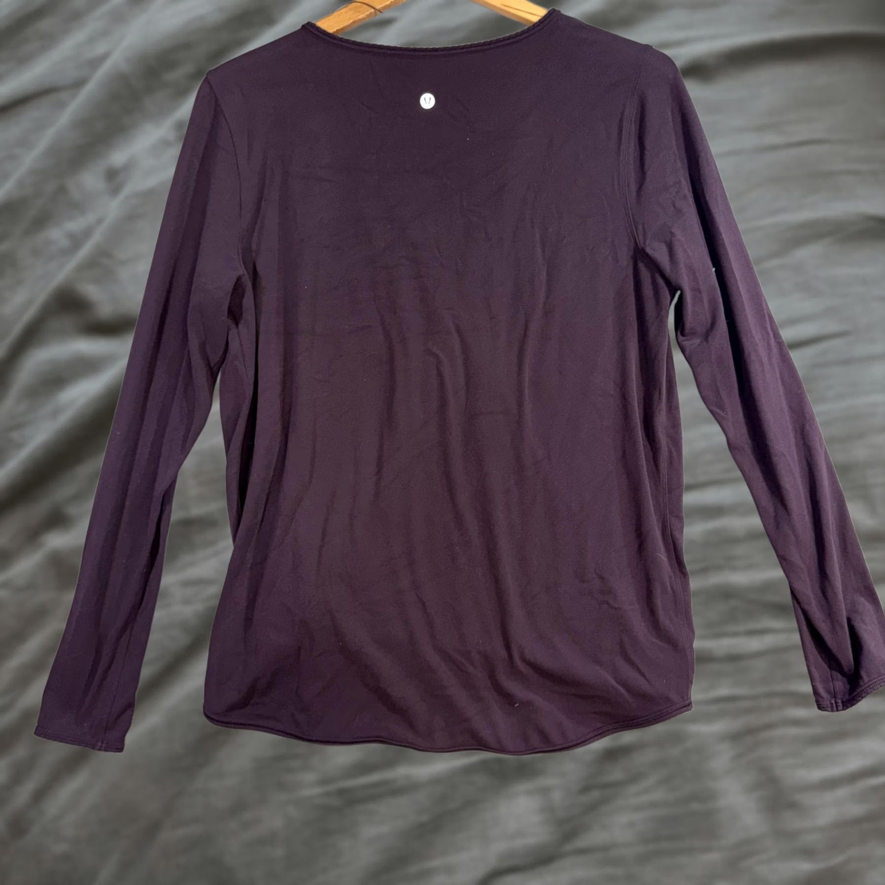 Lululemon Lululemon Shirt Womens Medium Purple Wrap Front Long Sleeve V-Neck Yoga Top Size M / US 6-8 / IT 42-44 - 1 Thumbnail
