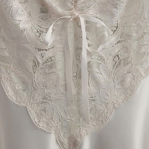 Vintage Rare Vintage 80s Olga Silver Label Nightgown Small Size S / US 4 / IT 40 - 5 Thumbnail