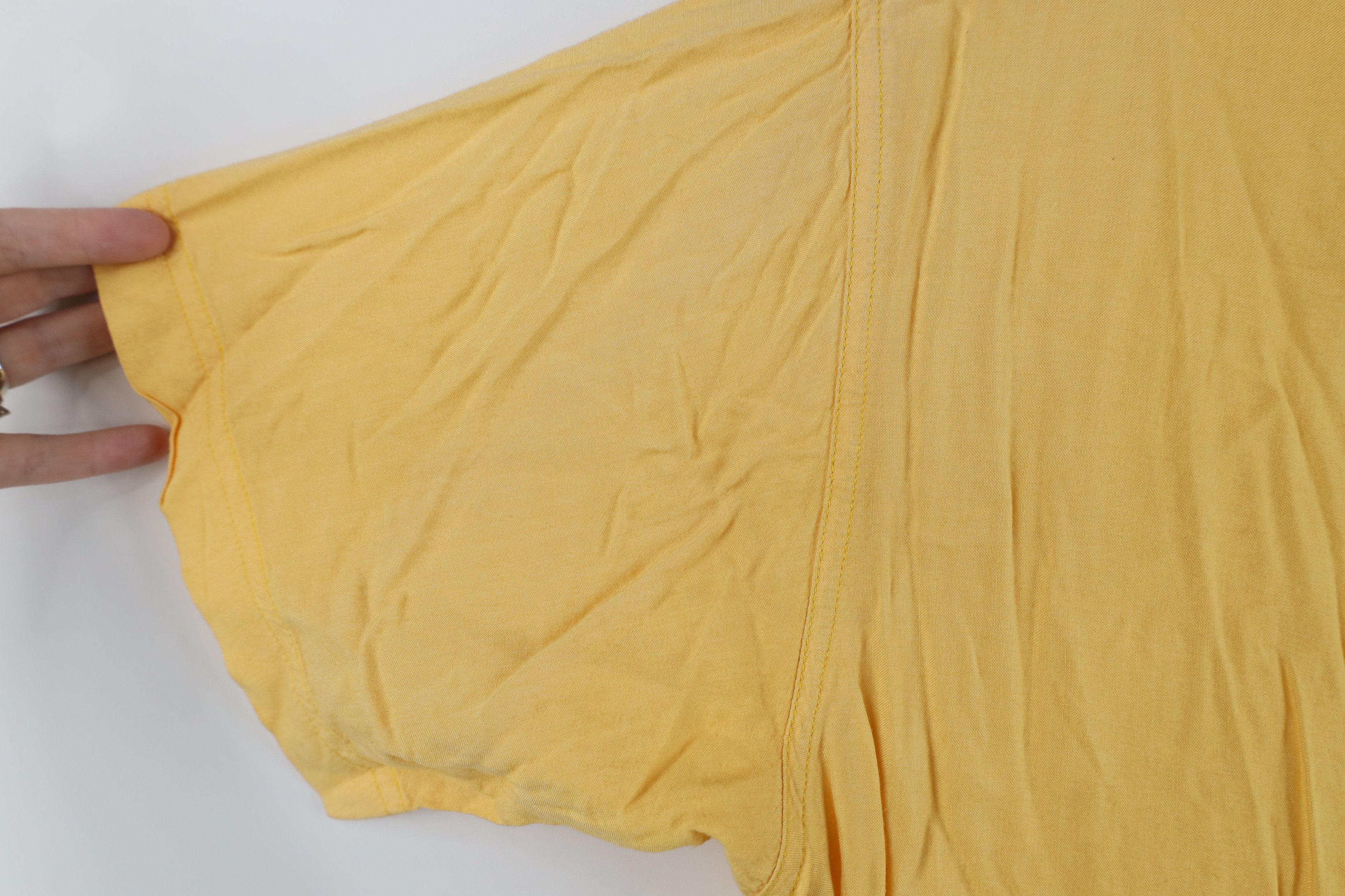 Vintage Vintage 90s Streetwear Rayon Gabardine Pocket T-Shirt Yellow Size US S / EU 44-46 / 1 - 8 Thumbnail