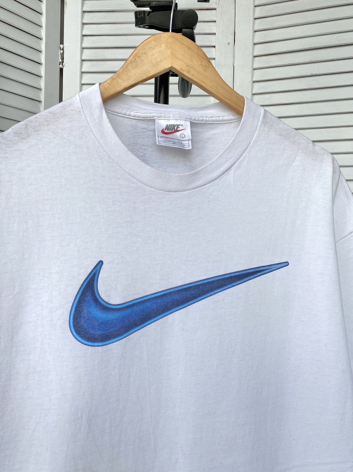 Nike × Vintage Nike Vintage Center Big Swoosh 3D Logo Baggy Tee Shirt Size US L / EU 52-54 / 3 - 6 Thumbnail