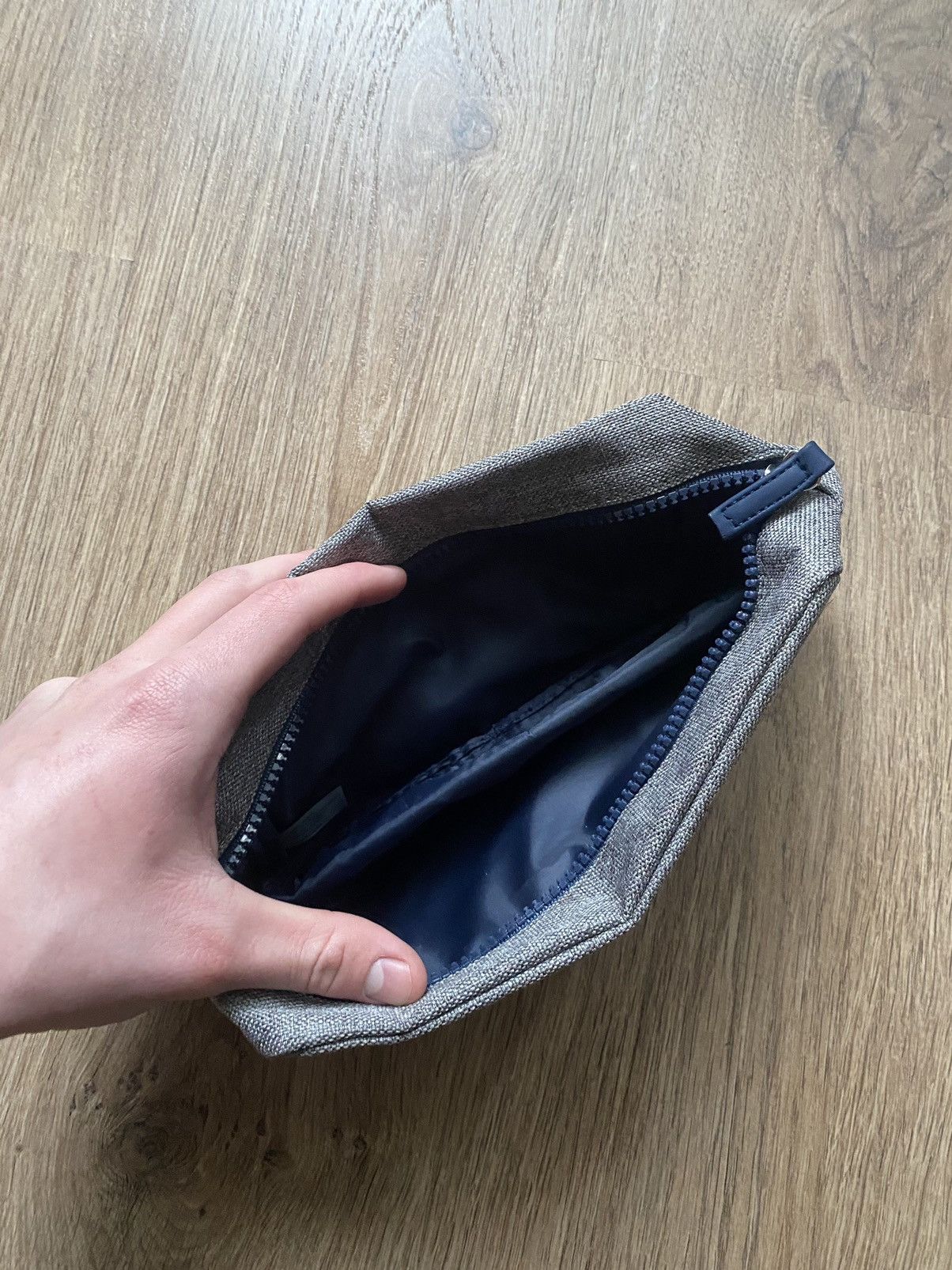 Issey Miyake ❗️NEW❗️Issey Miyake Parfums Bag Size ONE SIZE - 3 Thumbnail
