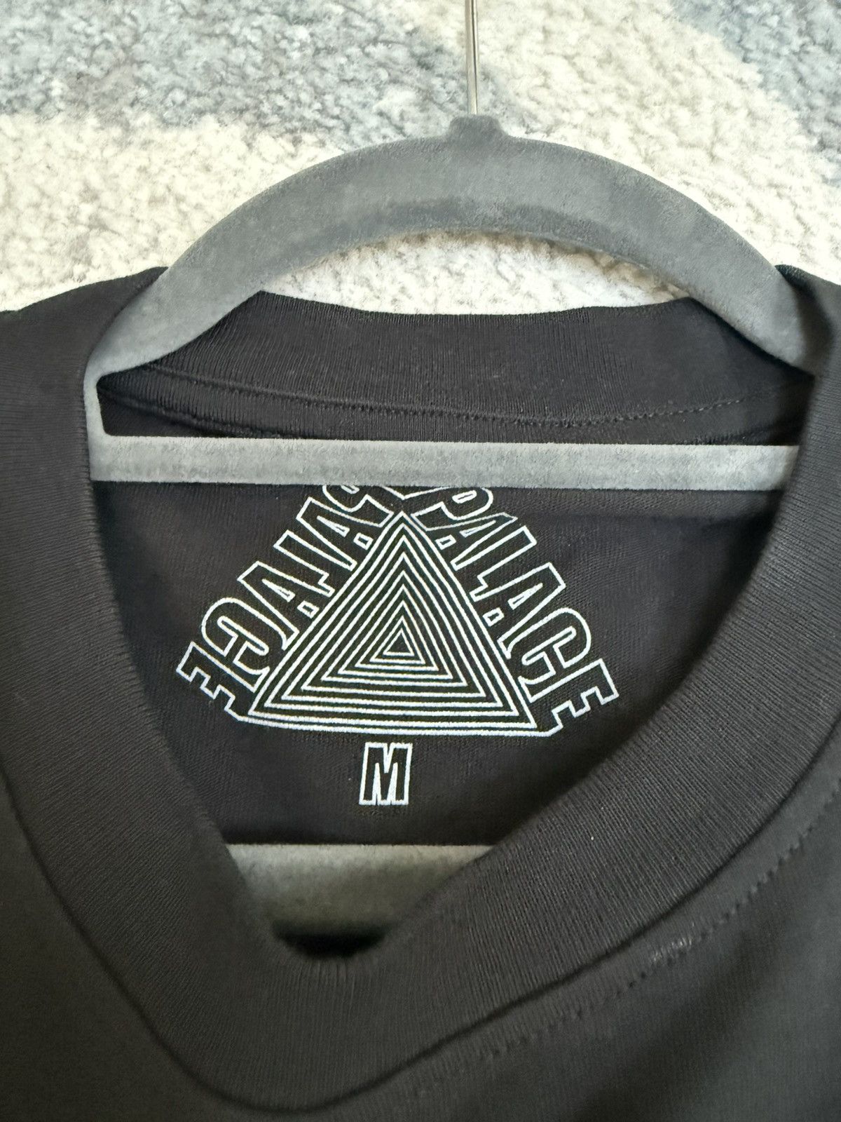 Palace Palazzo long sleeve Size US M / EU 48-50 / 2 - 3 Thumbnail