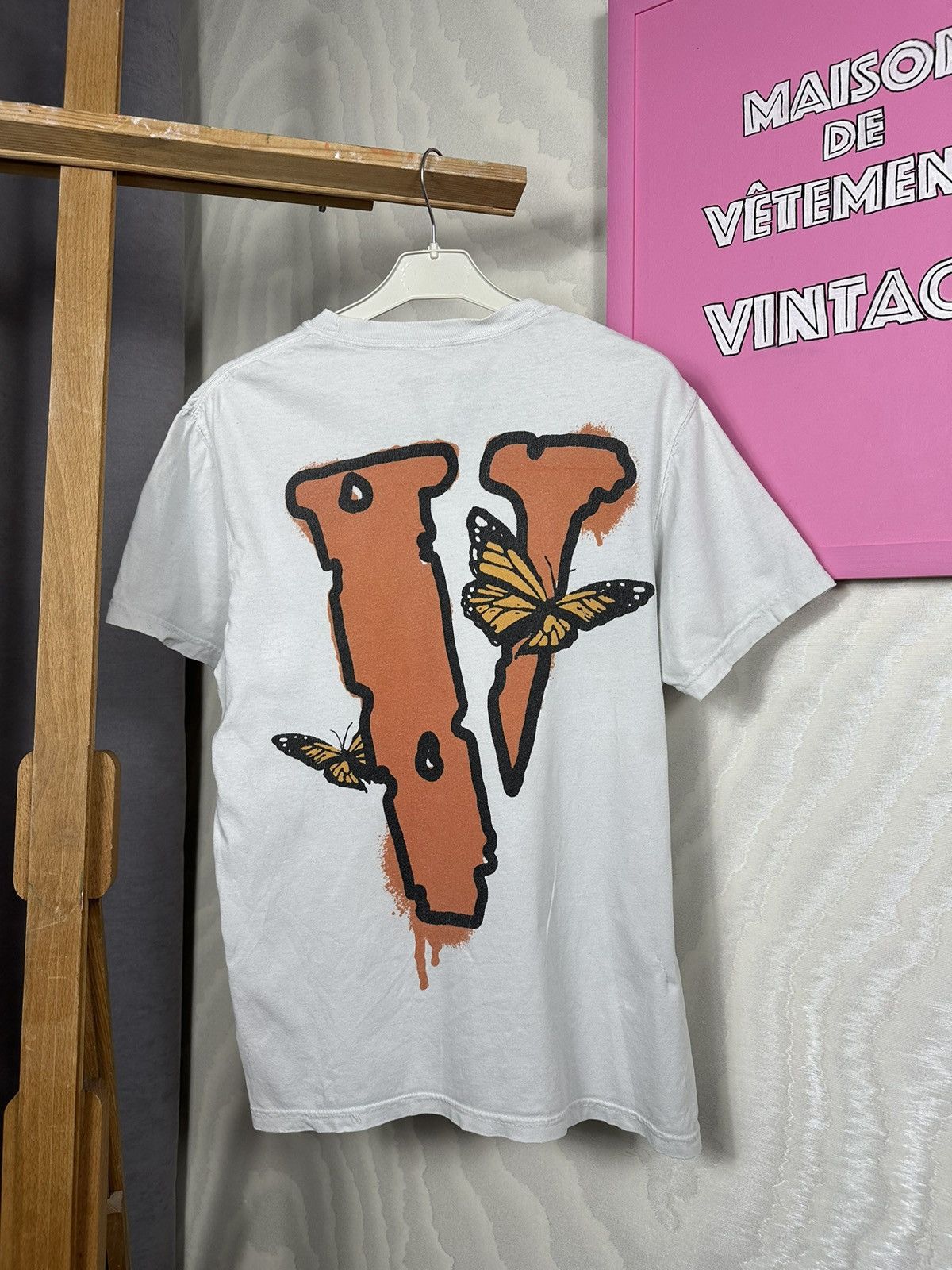 Vlone Butterfly store T Shirt Small