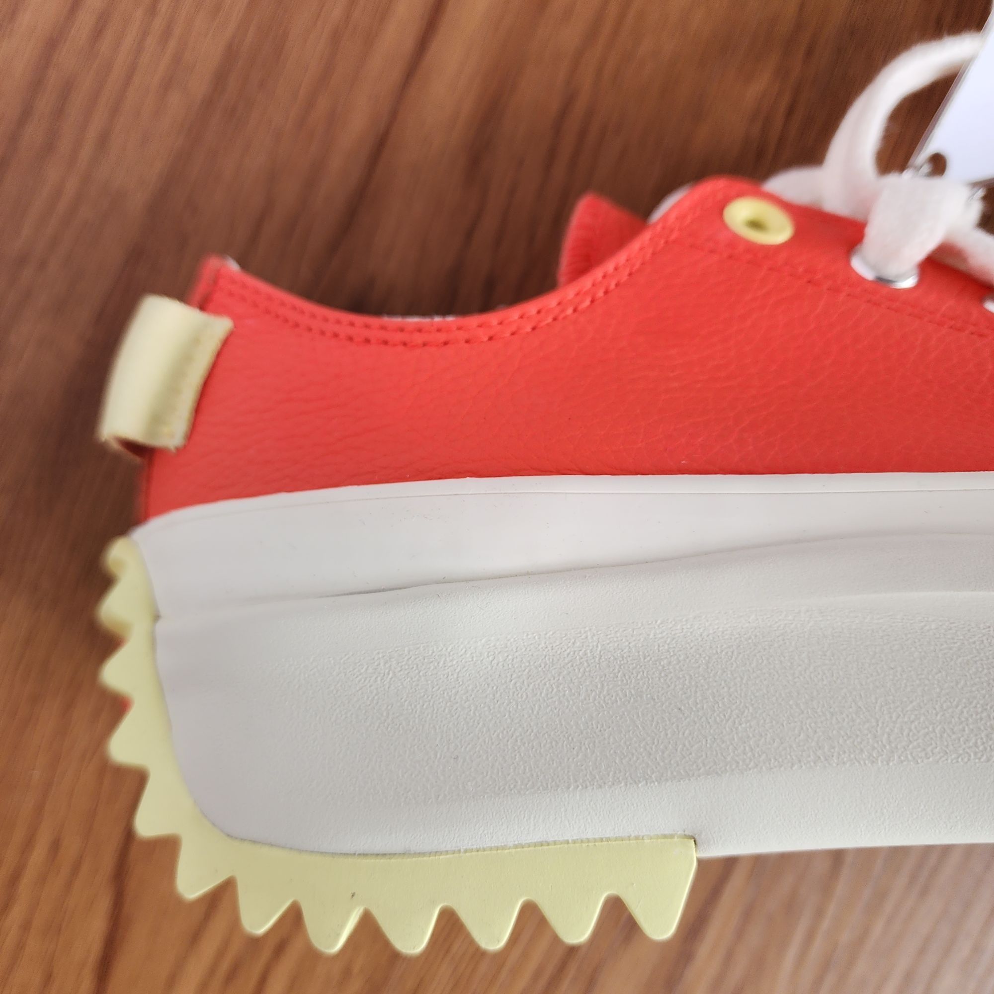 Converse ❤️Converse Run Star Hike Platform Color Pop Leather 5 Men's Size US 5 / EU 37 - 6 Thumbnail