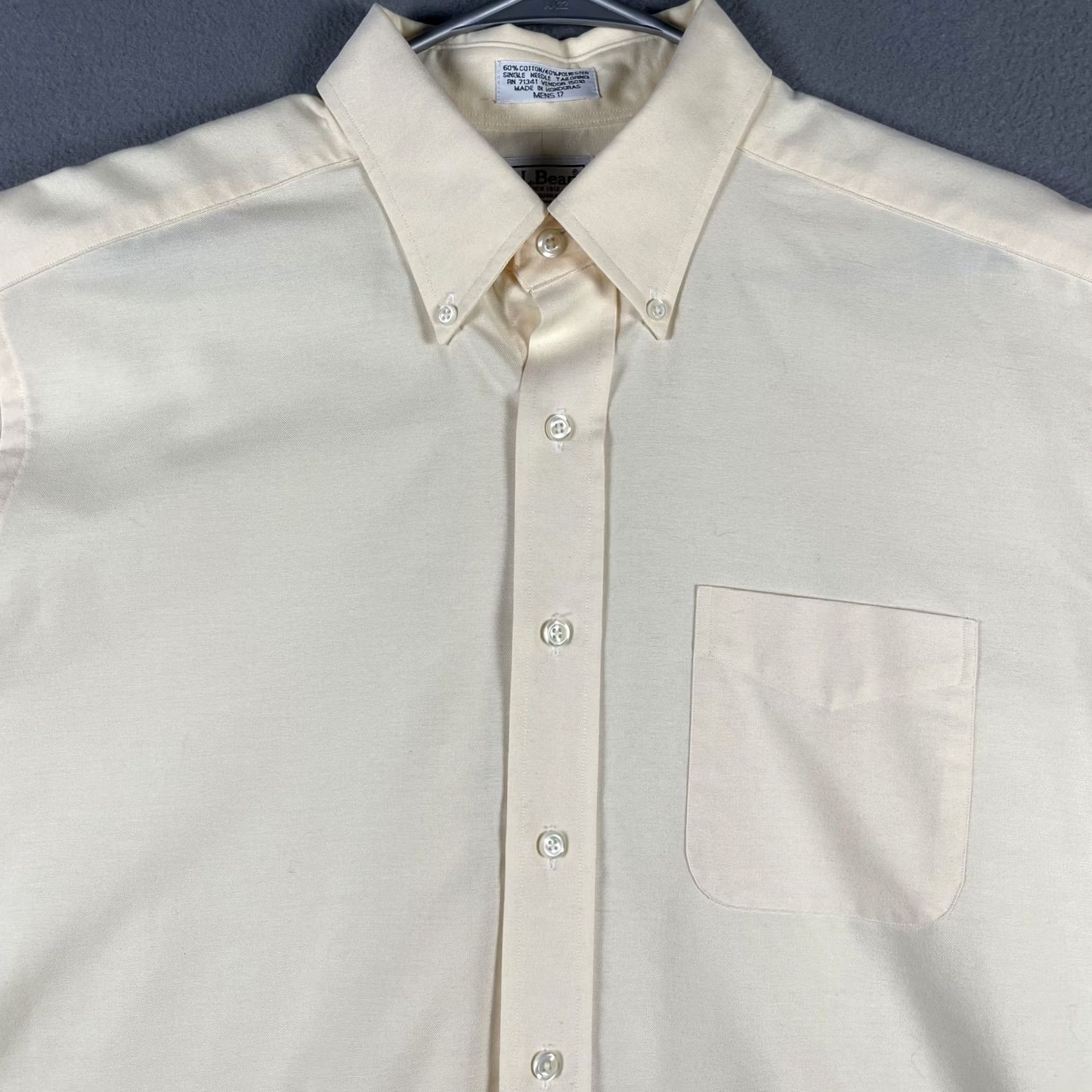 Vintage VINTAGE LL Bean Shirt Mens L Beige Short Sleeve Button-Down Pocket Classic 90s Mens Size US L / EU 52-54 / 3 - 2 Thumbnail