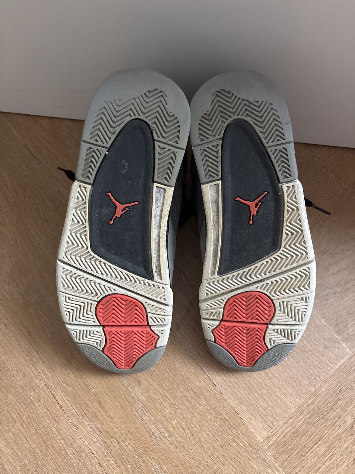 Jordan Brand Jordan 4 Infrared 2022 Grey Black Red Suede Size US 9 / EU 42 - 4 Thumbnail