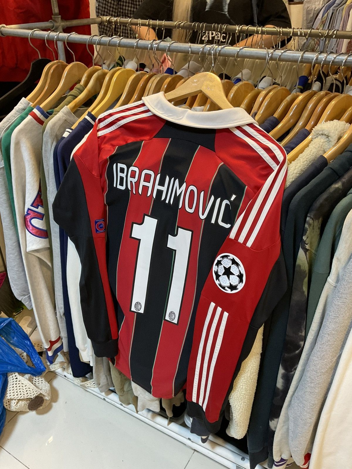 Adidas × Vintage 2012-2013 AC Milan Long Sleeves Home Kit Size US L / EU 52-54 / 3 - 3 Thumbnail