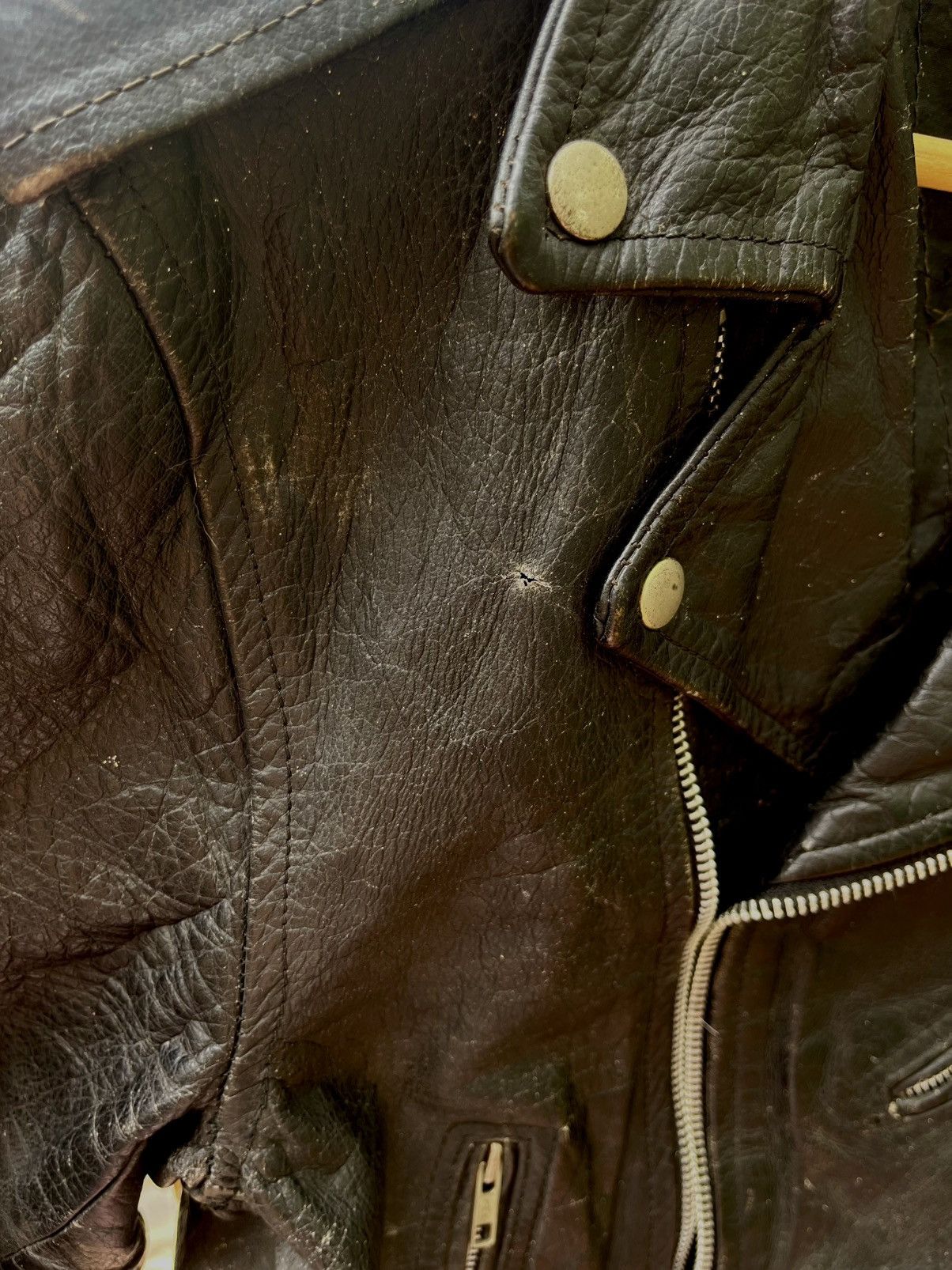 Vintage Vintage Leather Jacket “Rare” Sz. L (true vintage) Size US L / EU 52-54 / 3 - 7 Thumbnail