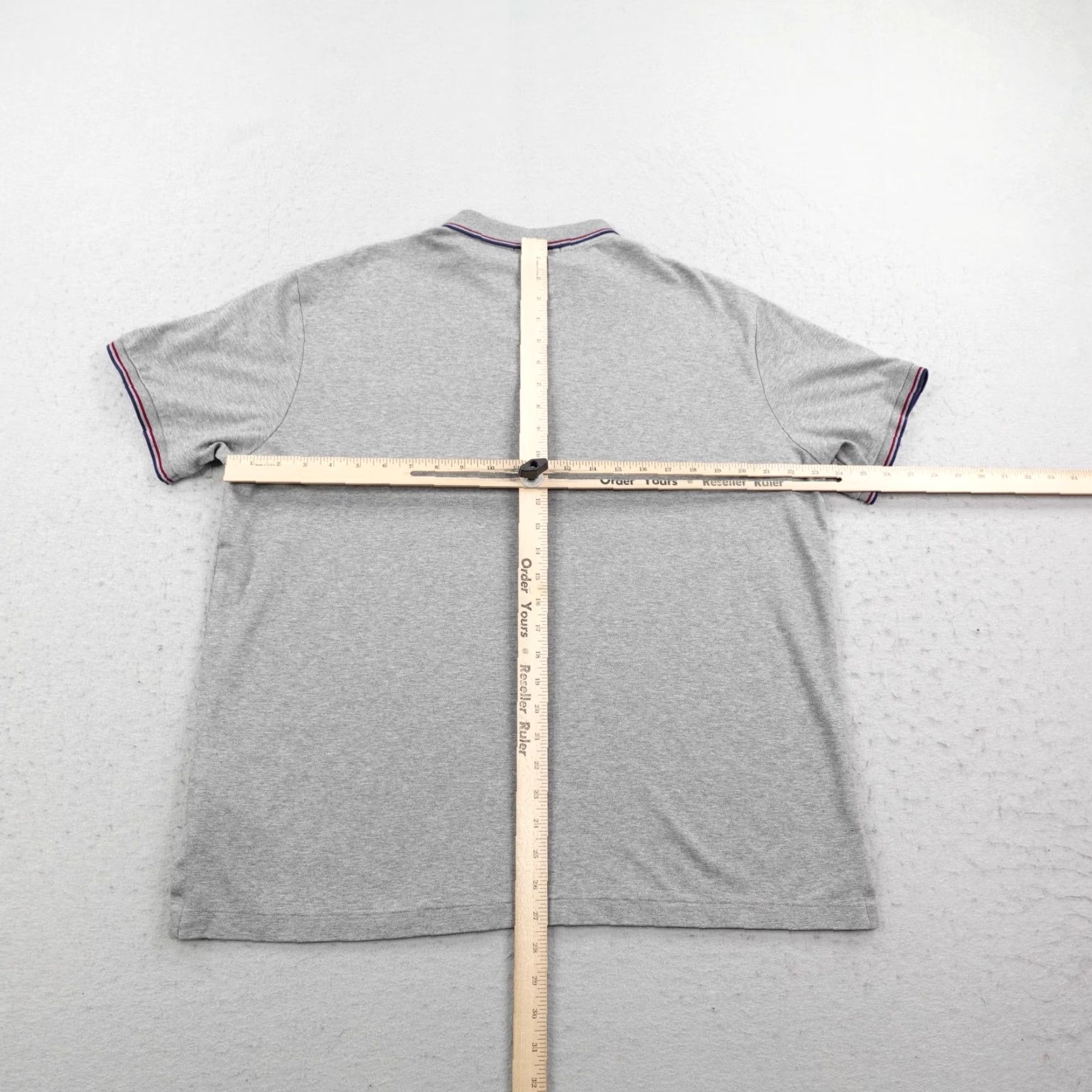 Polo Ralph Lauren Ralph Lauren Polo Shirt Mens 2XL Gray Blaire Twin Tipped Collar Blue Pony Logo - Polo - Men - 2XL - Gray - Short Sleeve - 100% Cotton Size US XXL / EU 58 / 5 - 5 Thumbnail