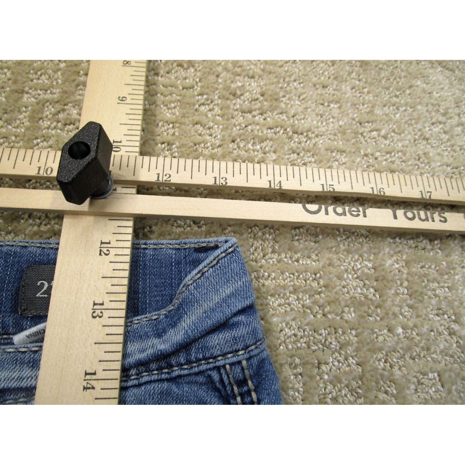 Vintage BKE Alec Jeans Men 27 Blue Buckle Straight Low Rise Denim Light Wash 5-Pocket Logo Size US 27 - 5 Thumbnail