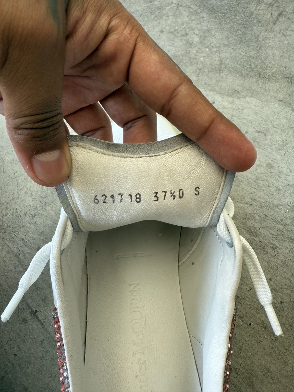 Alexander McQueen Alexander McQueen oversized sneaker IT size 37.5 Size US 7.5 / IT 37.5 - 7 Thumbnail
