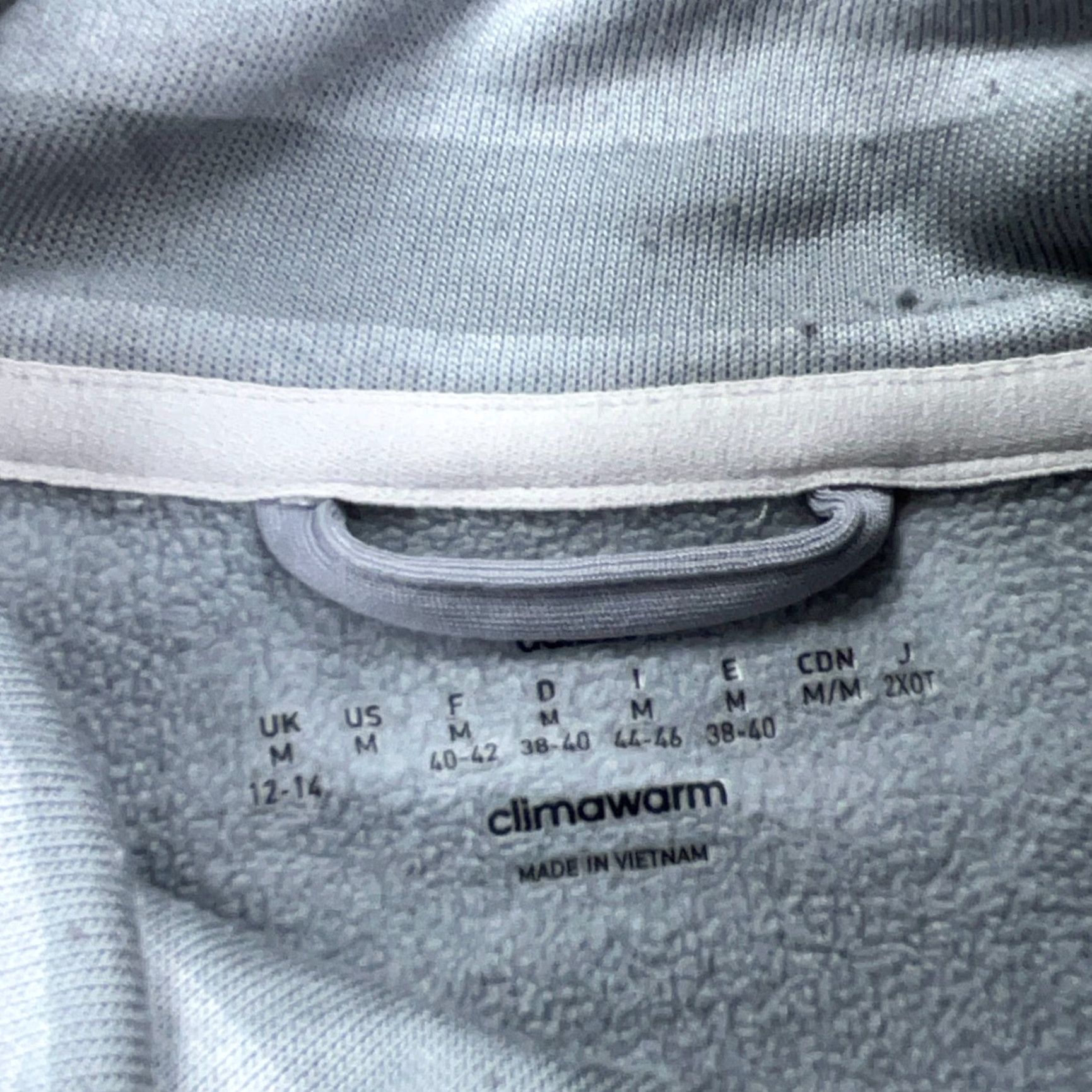 Adidas Adidas Sweatshirt Men M Gray White Pullover 1/4 Zip Climawarm All Seasons Breathable Lightweight Pocket Logo Classic Street Urban Sports 90s Mens Size US M / EU 48-50 / 2 - 5 Thumbnail