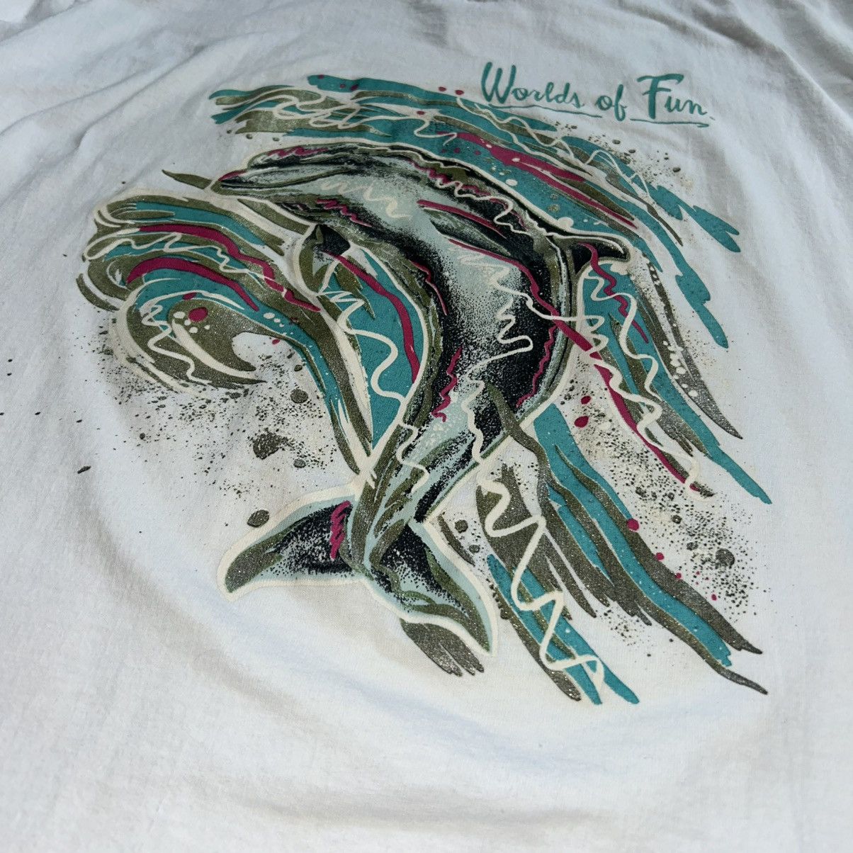 Vintage 90s WORLDS OF FUN K.C. U.S.A. MEMPHiS DESiGN NEON DOLPHiN Size US XL / EU 56 / 4 - 4 Thumbnail