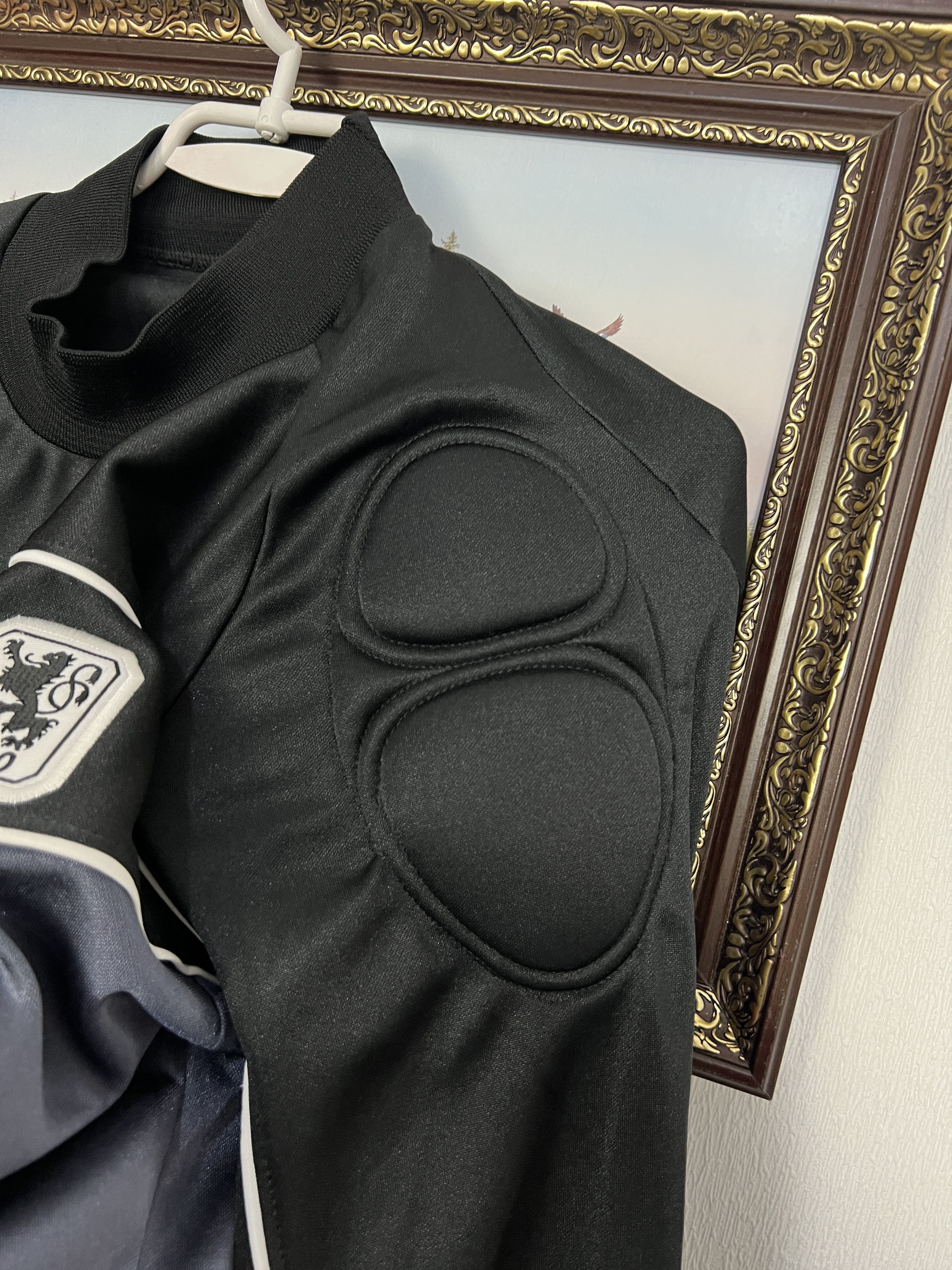 Nike 1860 Munich Special football shirt Goalkeeper Jersey Trikot Size US S / EU 44-46 / 1 - 5 Thumbnail