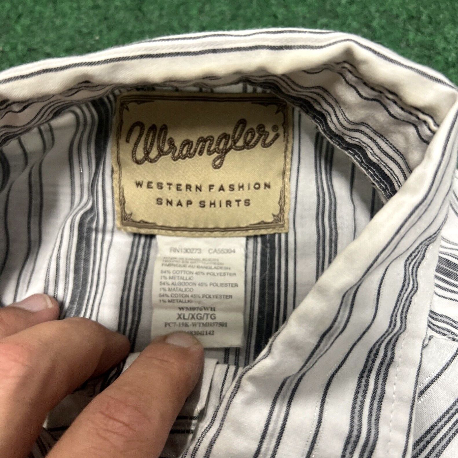Wrangler Vintage Wrangler Mens XL Button Up Shirt Pearl Snap Vertical Stripe Western Size US XL / EU 56 / 4 - 6 Thumbnail