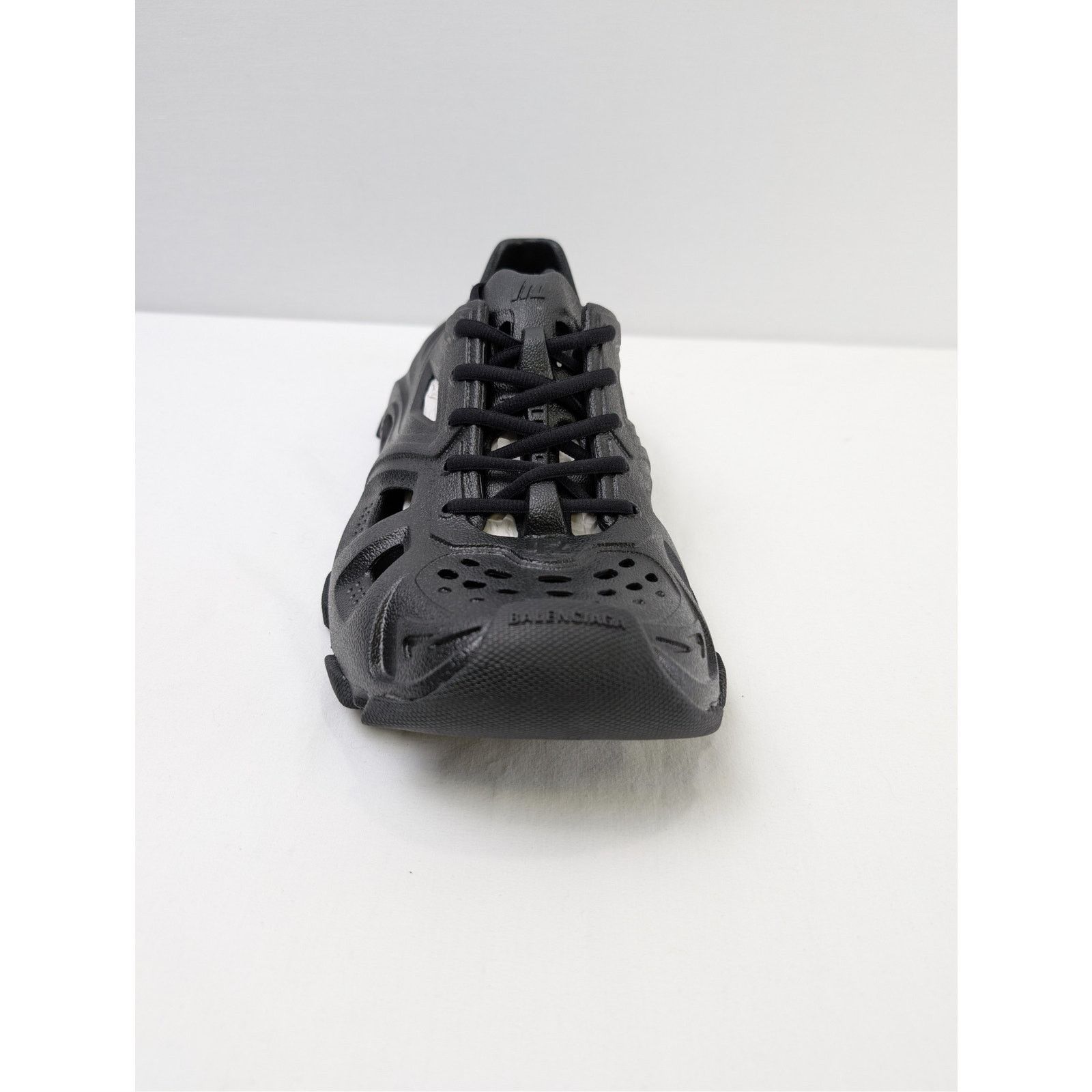 Balenciaga o1rshd1 Q:2 / HD Monocolor Mule Slipper Sandal in Black Size US 9 / EU 42 - 11 Thumbnail