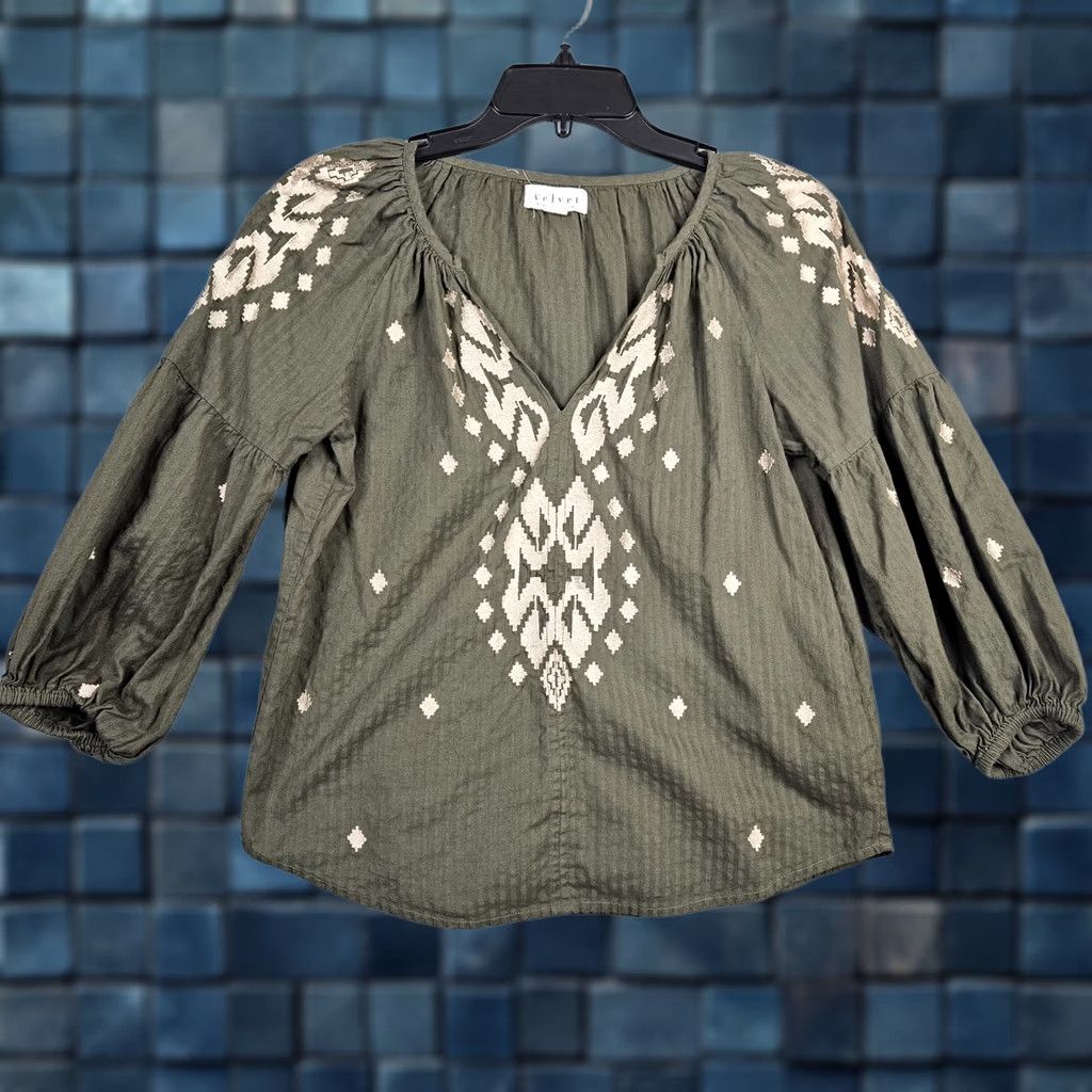 Velvet V Velvet by Graham & Spencer Blouse XS Embroidered Puff Sleeve 100% Cotton Green Womens Peasant Shirt XS Size XS / US 0-2 / IT 36-38 - 1 Thumbnail