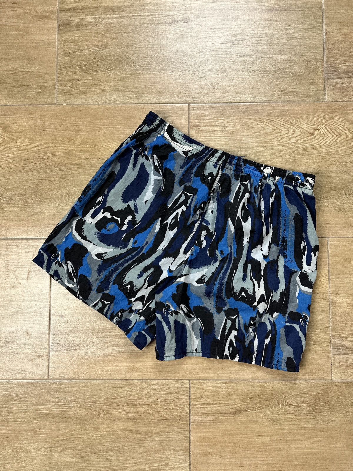 Nike × Vintage Vintage 90’s Nike Nylon Abstract All Over Print Swim Shorts Size US 32 / EU 48 - 12 Thumbnail