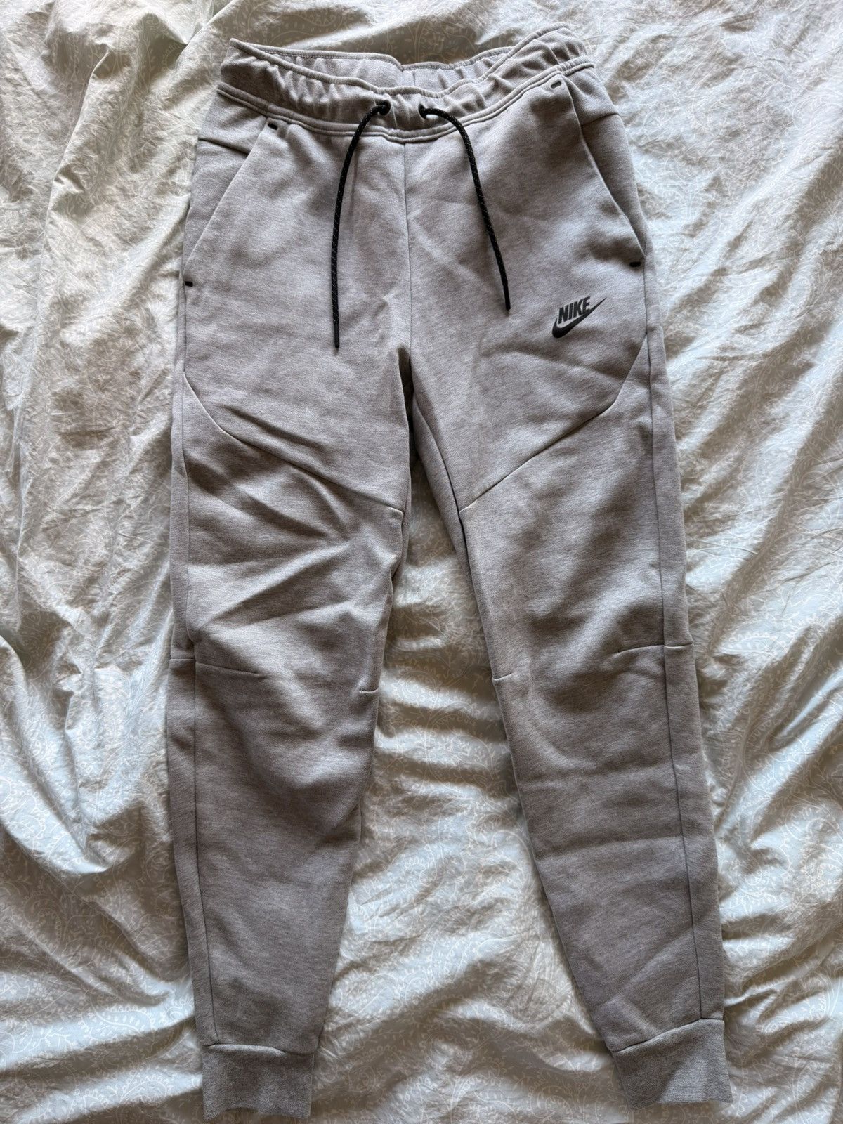 Nike Nike Tech Fleece Joggers Size US 28 / EU 44 - 1 Thumbnail