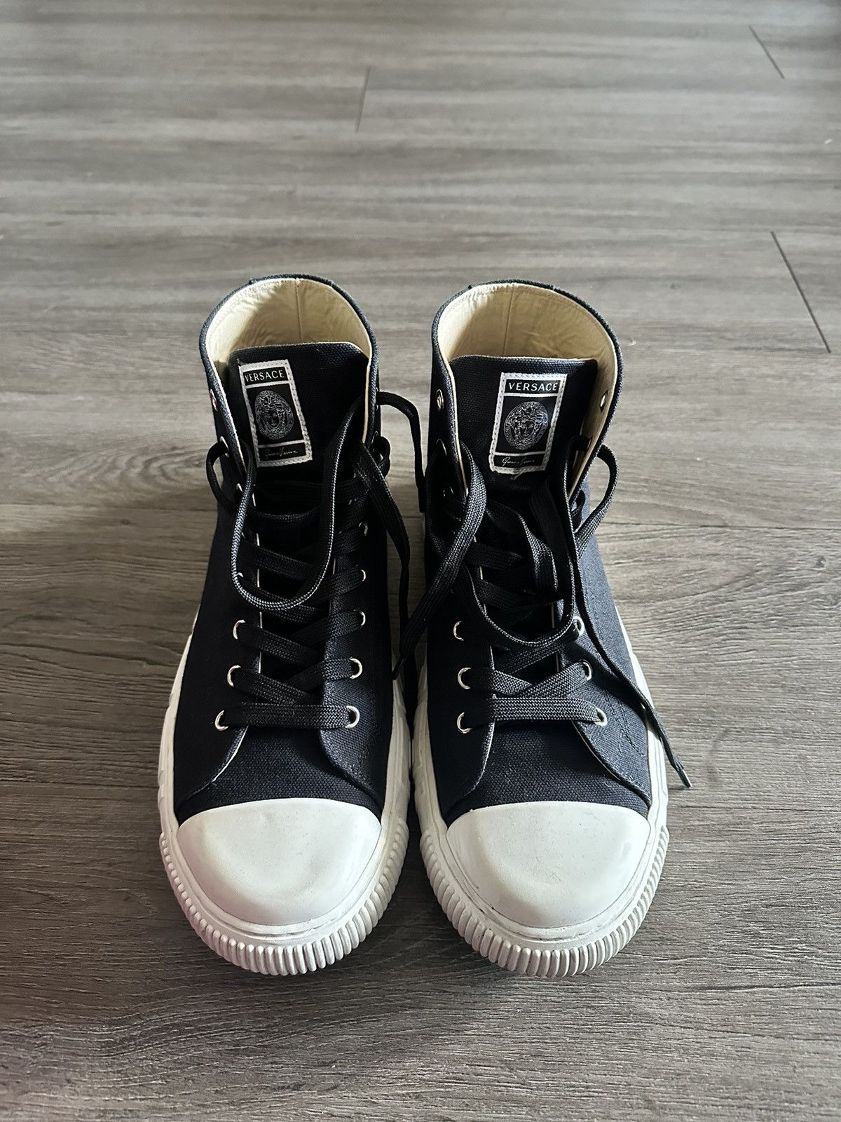 Versace Versace Medusa Hi Sneaker Size US 9 / EU 42 - 1 Thumbnail
