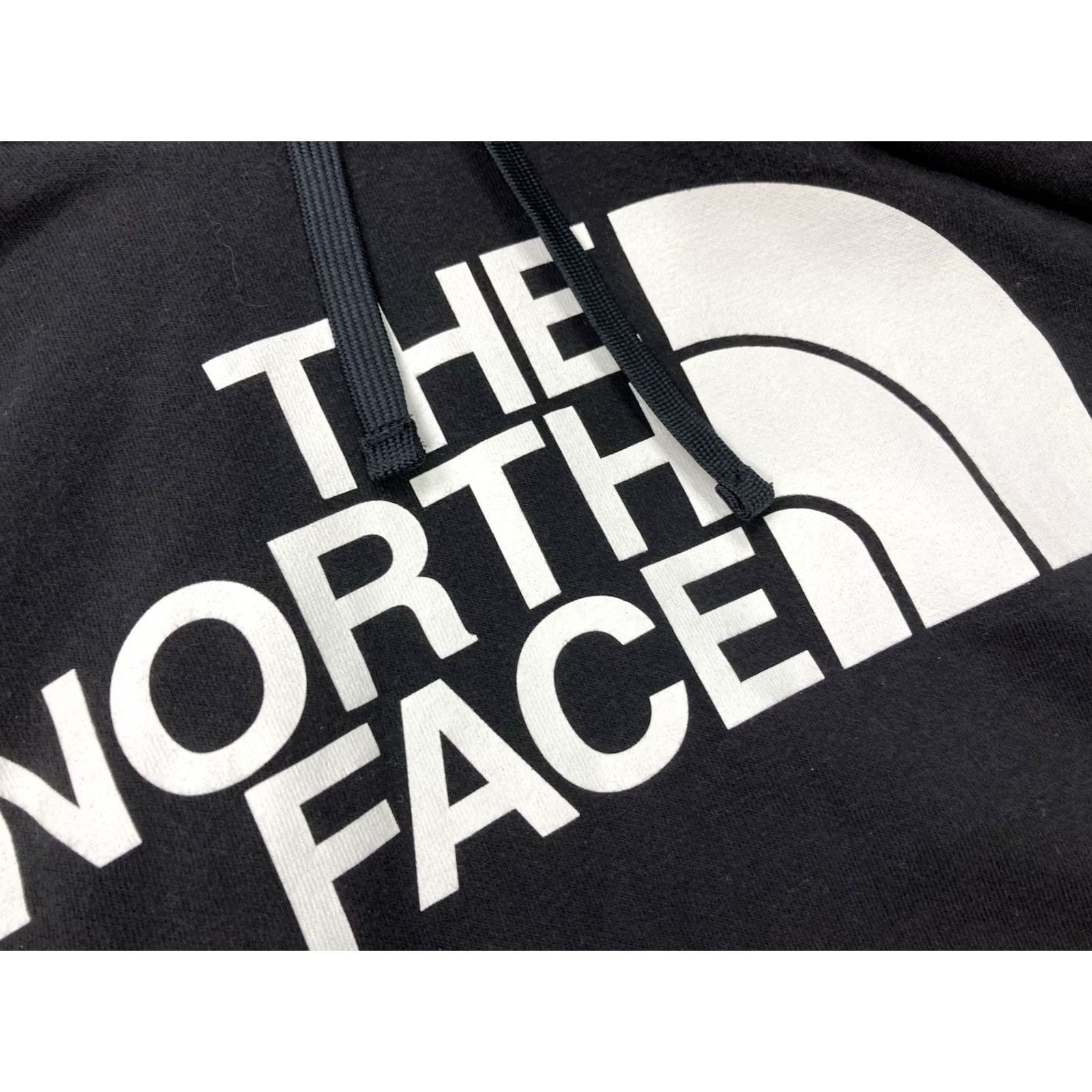 The North Face VINTAGE The North Face Hoodie Women Medium Black Logo Fleece Pullover Graphic Logo Size M / US 6-8 / IT 42-44 - 2 Thumbnail