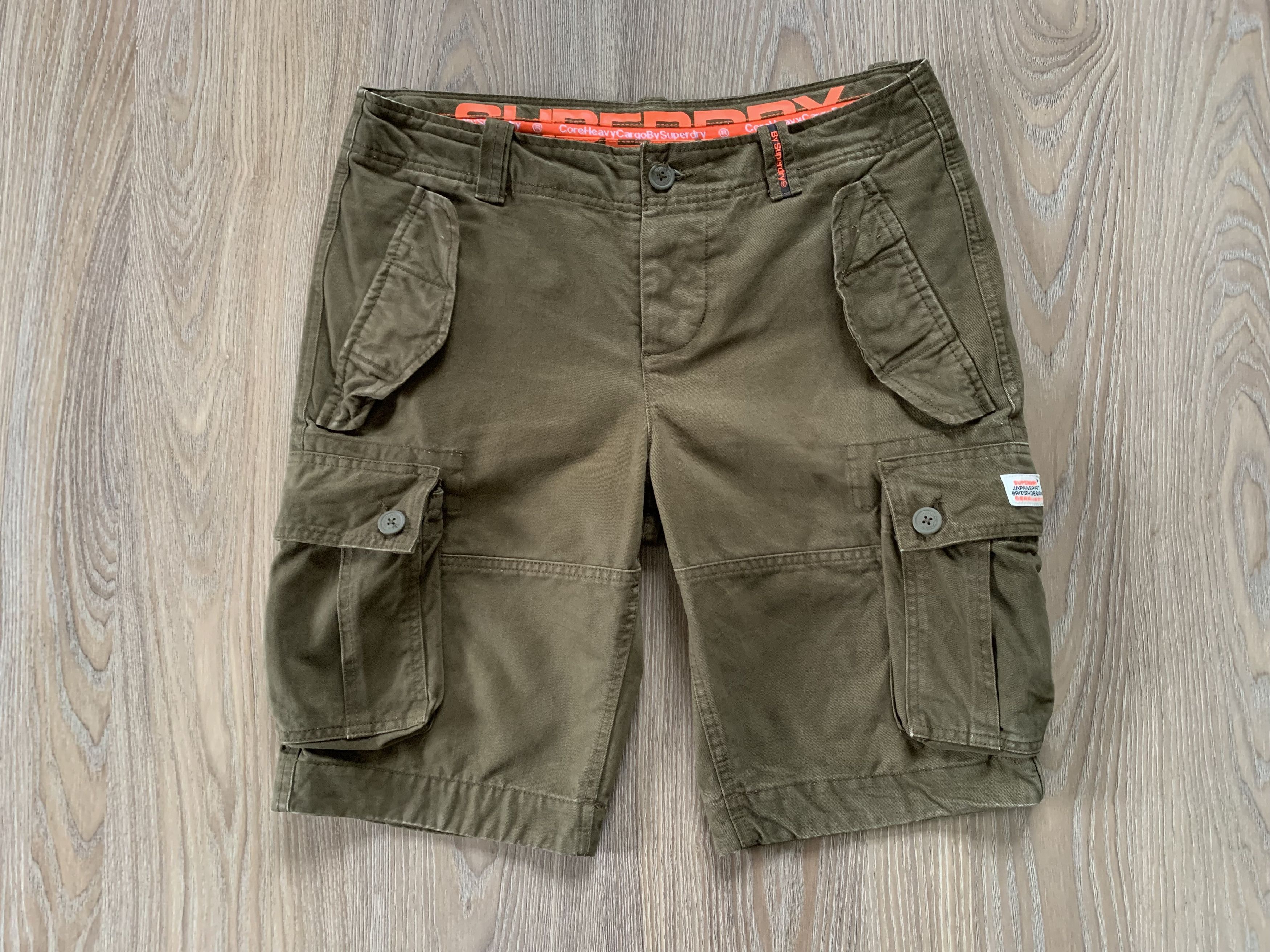 Japanese Brand × Superdry Superdry Khaki Cargo Shorts Multi Pocket Size US 34 / EU 50 - 2 Thumbnail