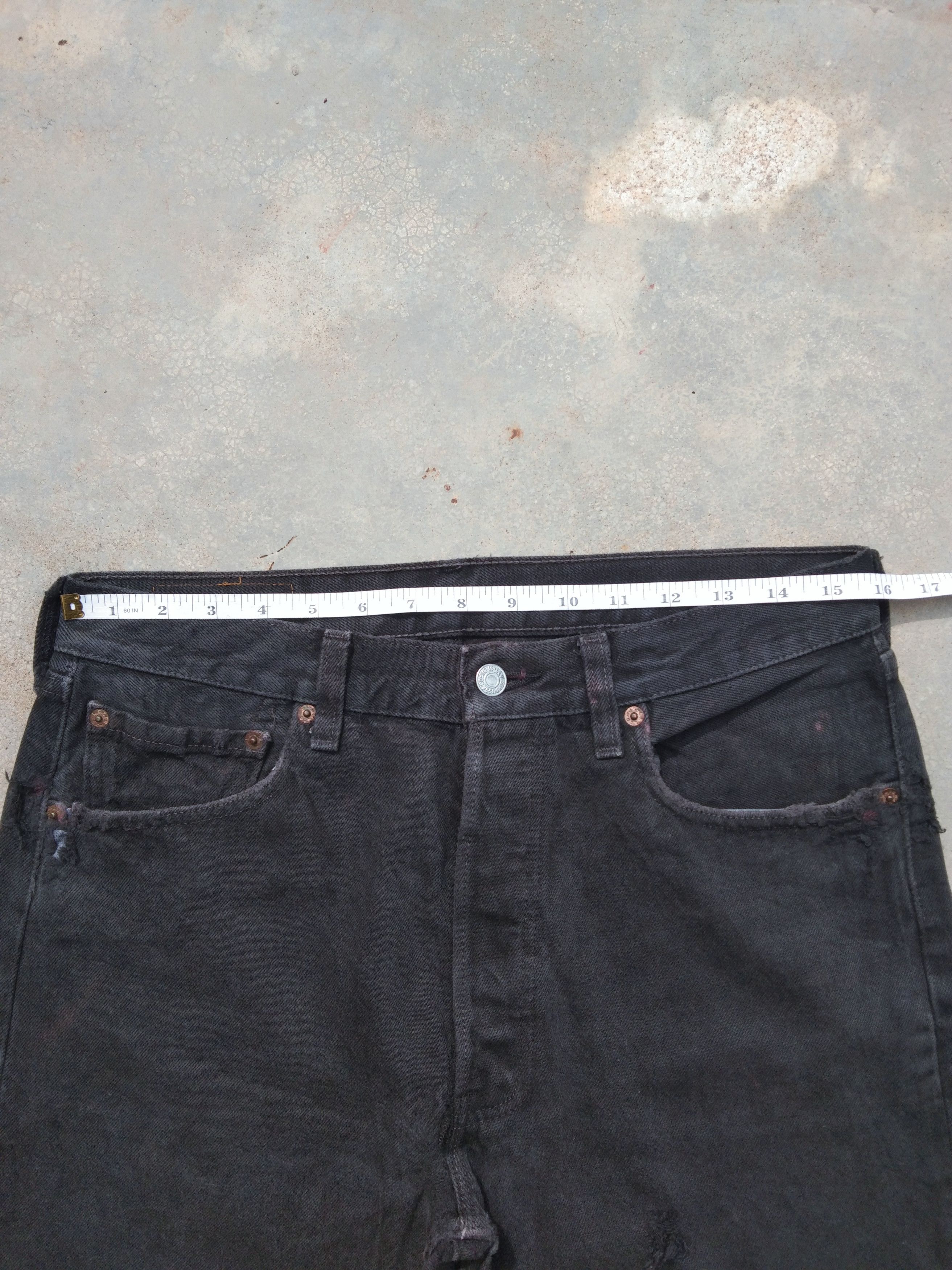 Levi's Vintage Levis 501 Made In USA Distressed Jeans 31x32 Size US 31 - 12 Thumbnail