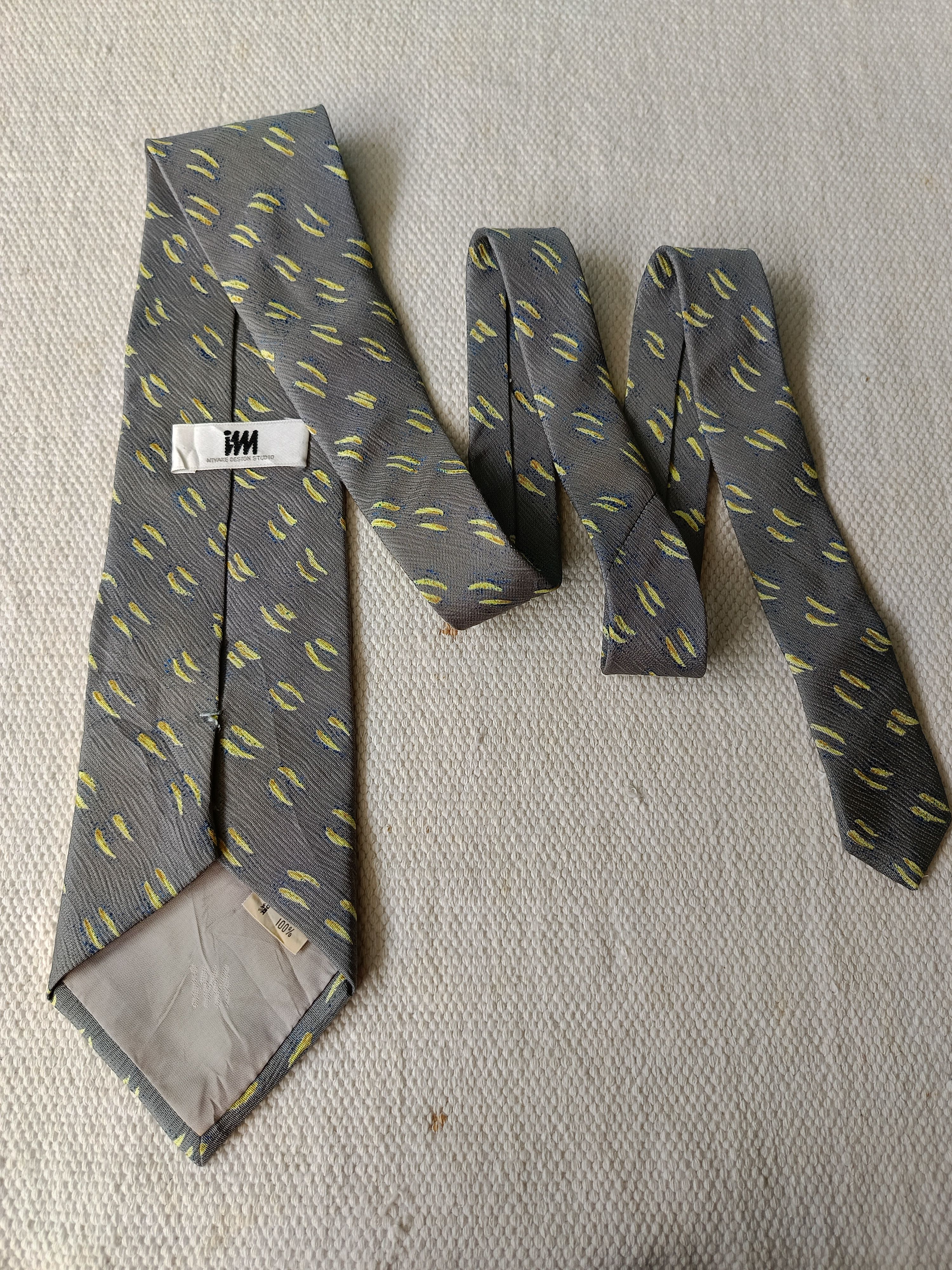 Issey Miyake Issey Miyake IM design studio Japan 90s vintage gray ties Size ONE SIZE - 1 Thumbnail