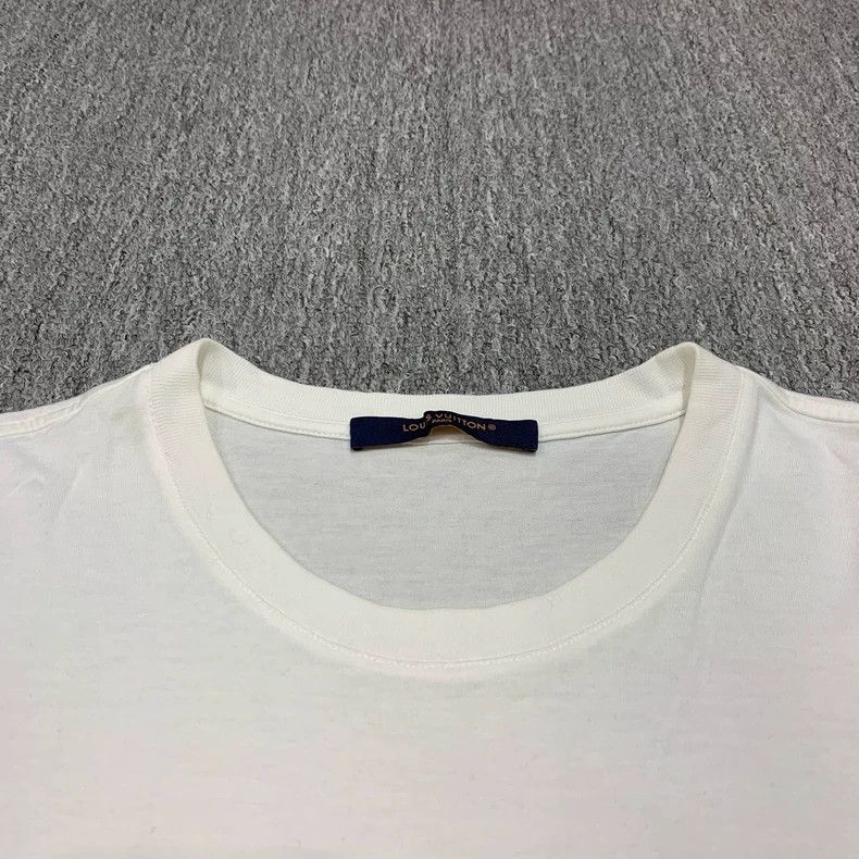 Louis Vuitton Louis Vuitton White embroidered small logo short sleeve Size US L / EU 52-54 / 3 - 7 Thumbnail