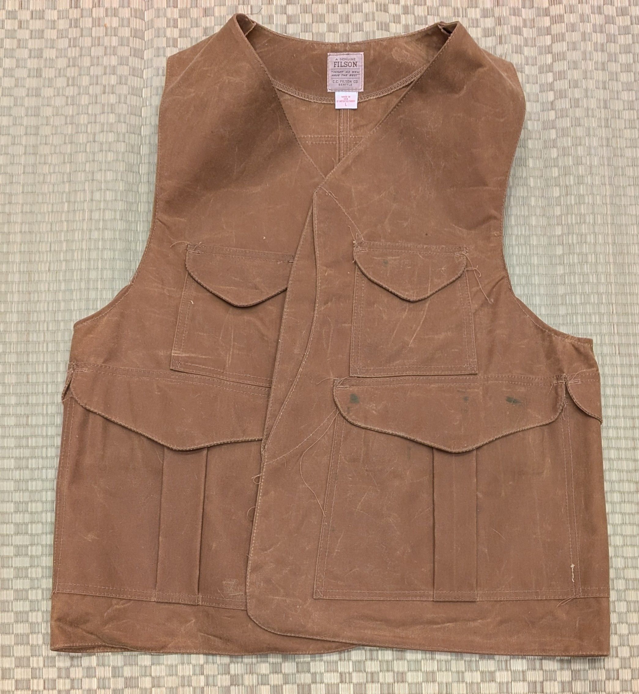 RARE SAMPLE Filson 032 Waxed Half Moon Hunting Vest