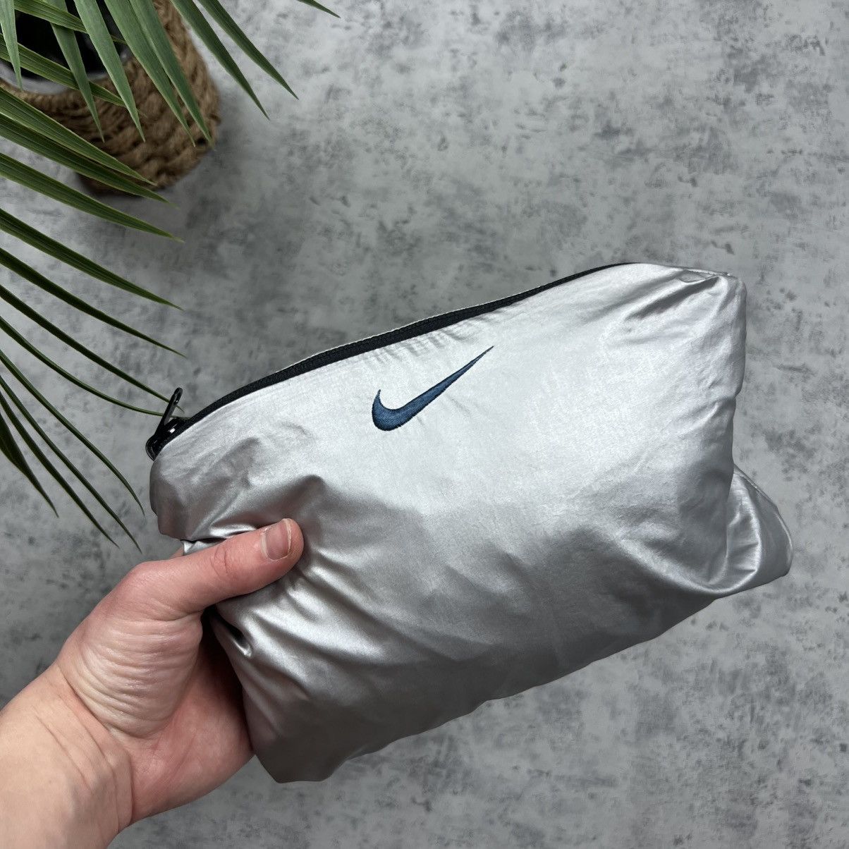 Nike 90s NIKE SWOOSH VINTAGE OVERSIZED WINDBREAKER RETRO JACKET Size US M / EU 48-50 / 2 - 2 Thumbnail