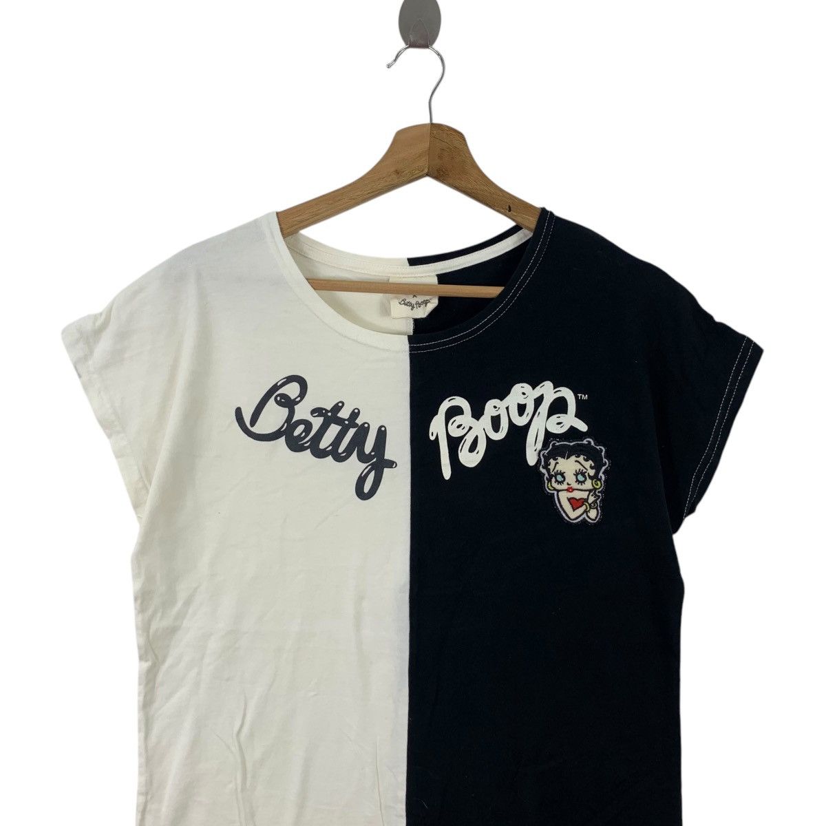 Vintage BETTY BOOP x DENIFITS Embossed Logo Cartoon Tee Shirt Top Size S / US 4 / IT 40 - 2 Thumbnail