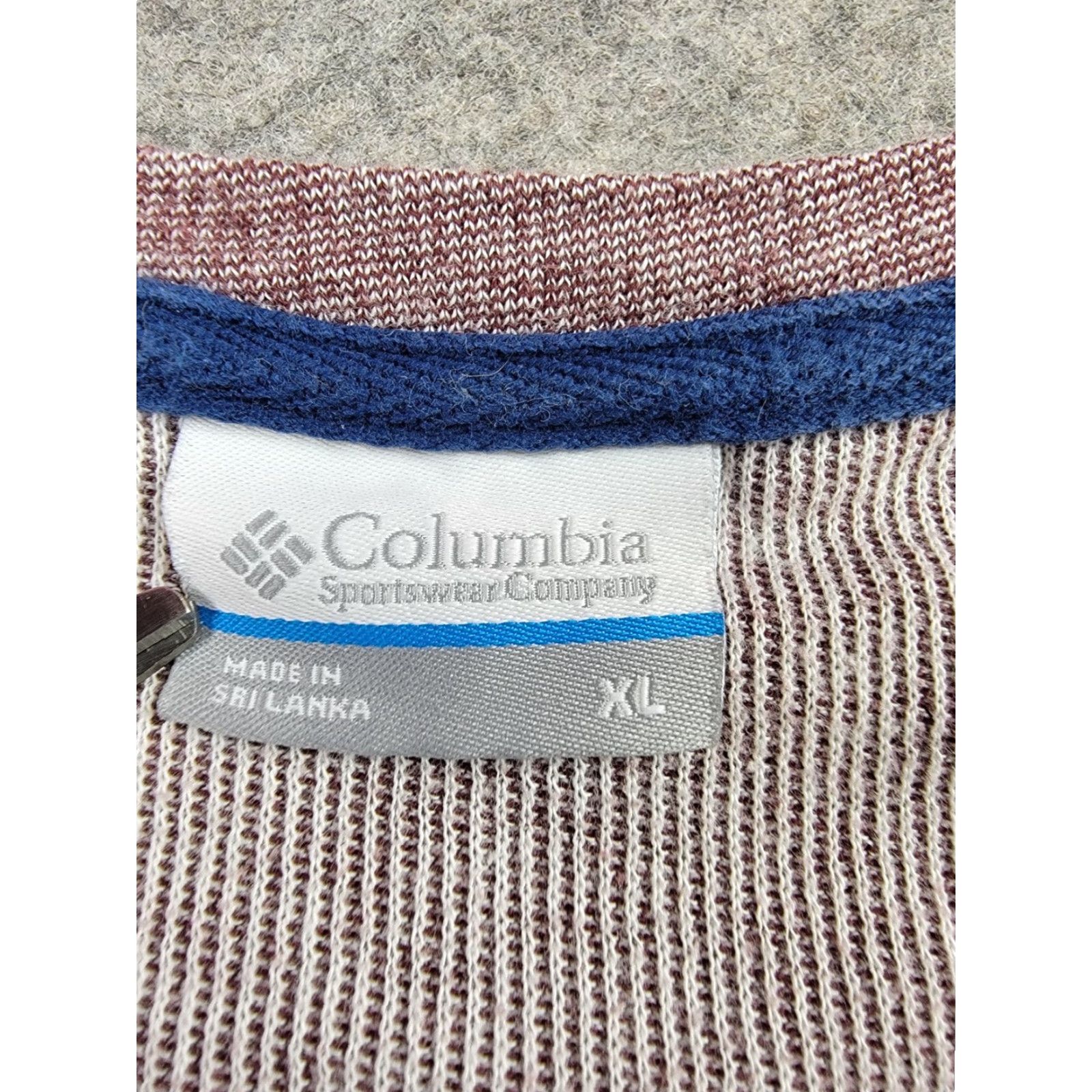 Vintage Columbia Henley Shirt Mens XL Purple Knit Long Sleeve Outdoor Casual Regular Fit Size US XL / EU 56 / 4 - 2 Thumbnail