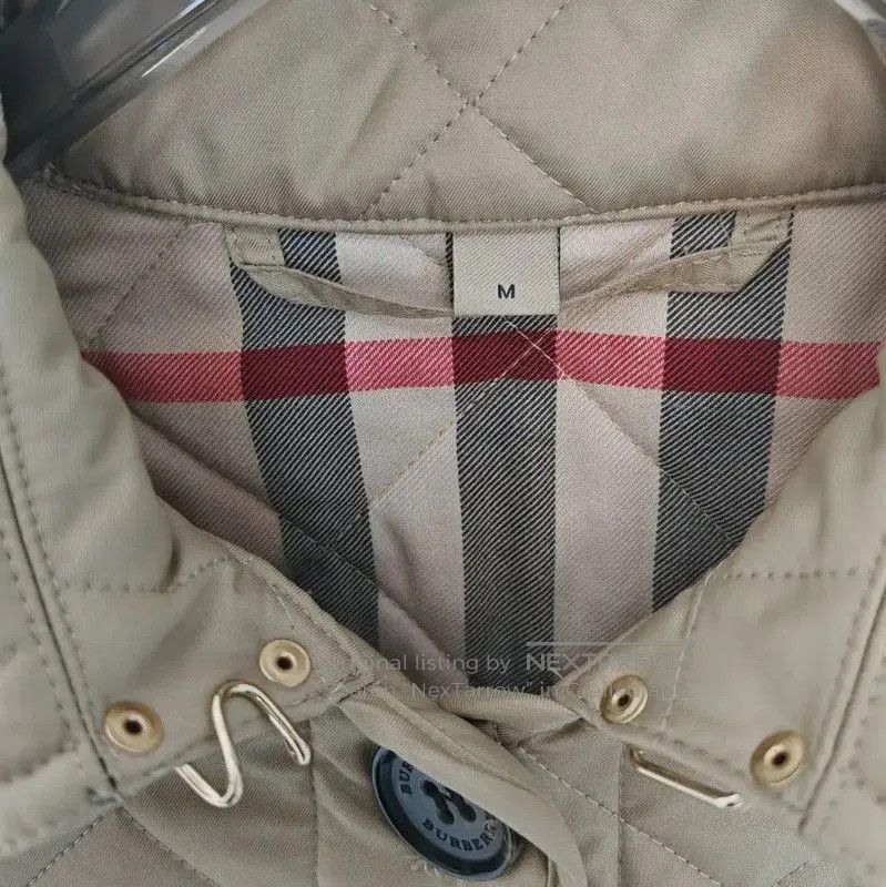 Burberry Burberry Khaki Quilted Short Jacket for Women. Size M / US 6-8 / IT 42-44 - 3 Thumbnail