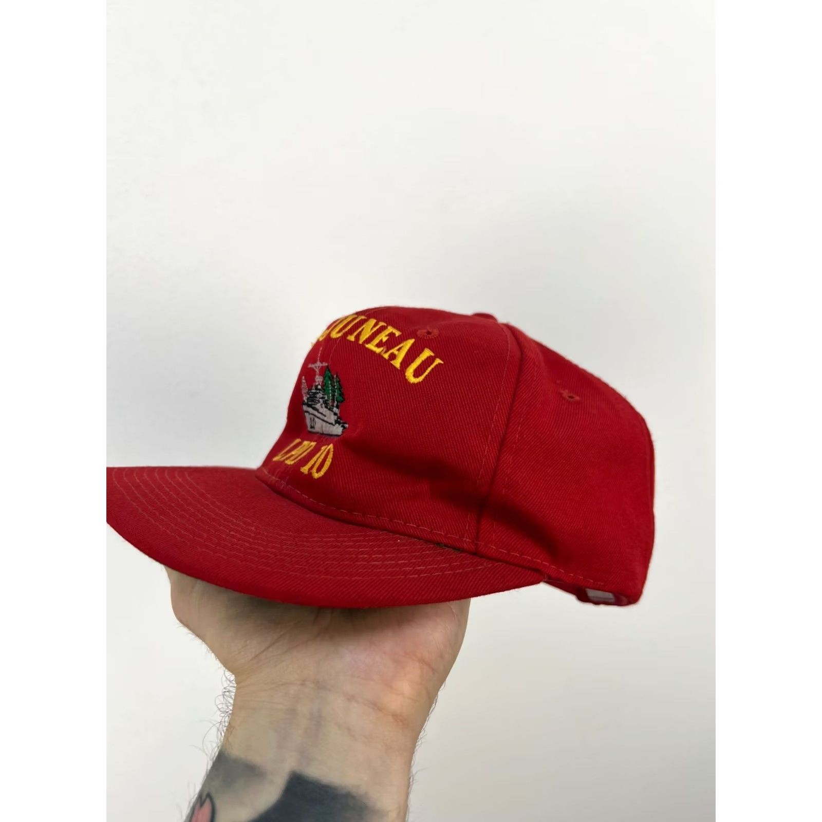 Vintage VINTAGE USS JUNEAU LPD 10 Cap Men Red USA Made in USA Snapback Size ONE SIZE - 8 Thumbnail