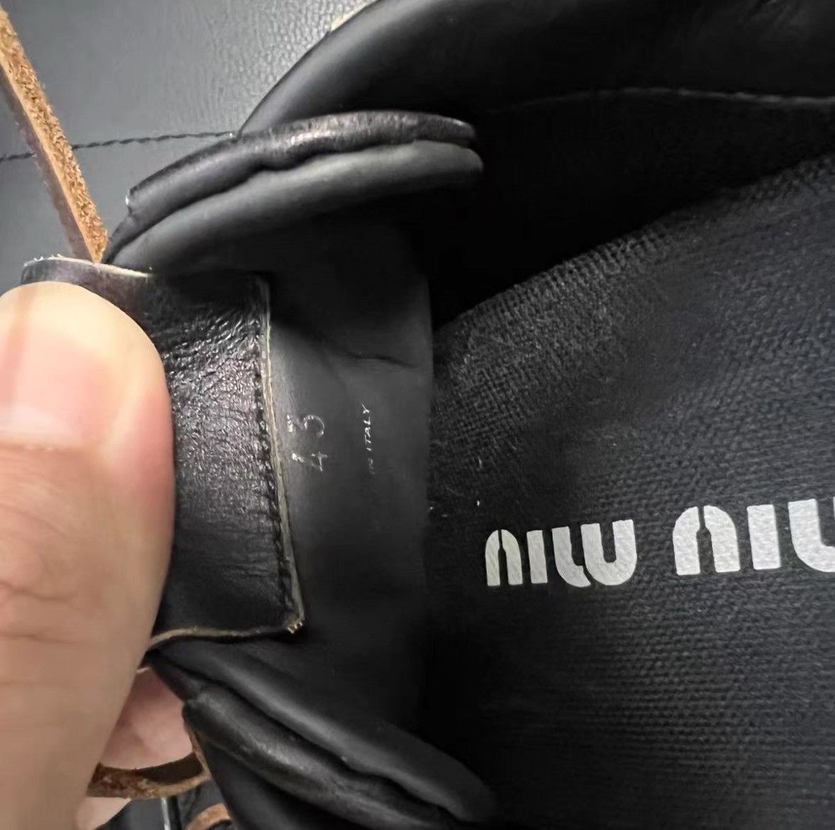 Miu Miu × New Balance Miu Miu New Balance Sneakers Size US 9 / EU 42 - 8 Thumbnail