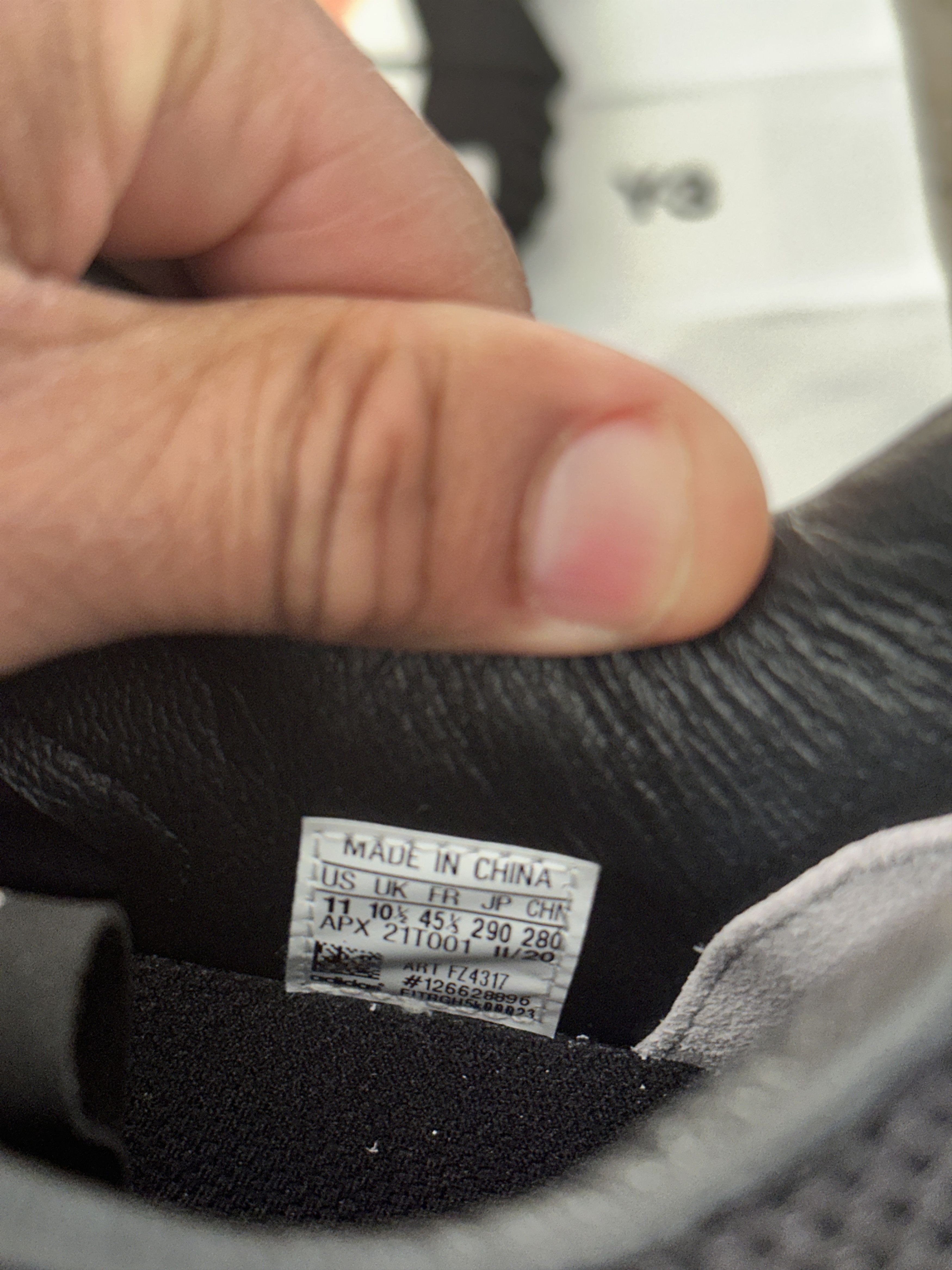 Adidas Y-3 Orison Size US 11 / EU 44 - 2 Thumbnail