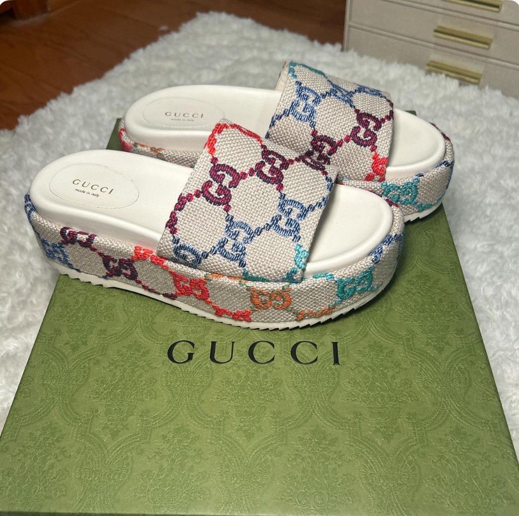 Gucci Gucci Angelina Embroidered Logo Platform Slide Sandal Size US 7 / IT 37 - 1 Thumbnail