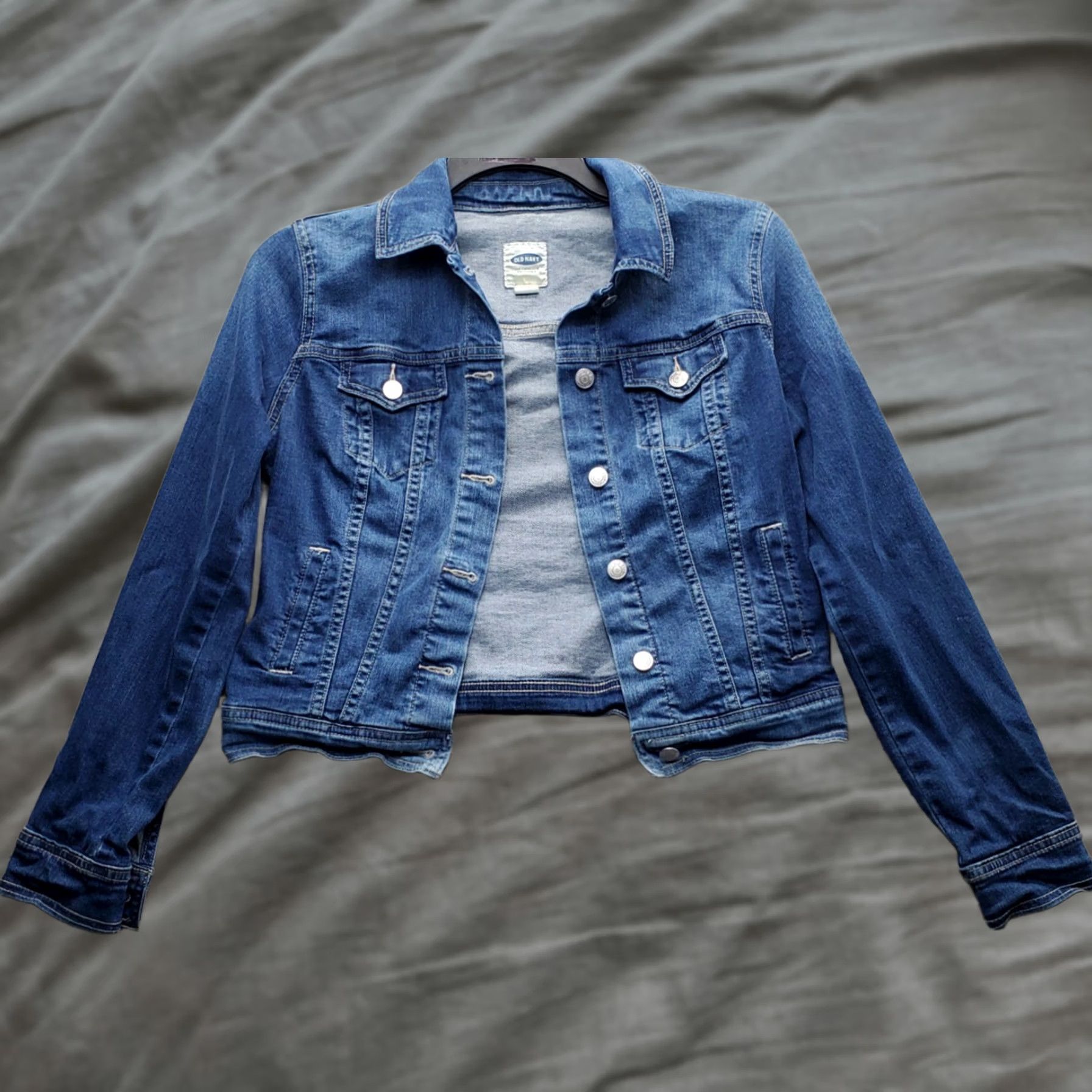 Old Navy Old Navy Trucker Jacket Womens Small Blue Denim Dark Wash Collared Button Front Jacket Womens Size S Blue Denim Regular Size S / US 4 / IT 40 - 1 Thumbnail