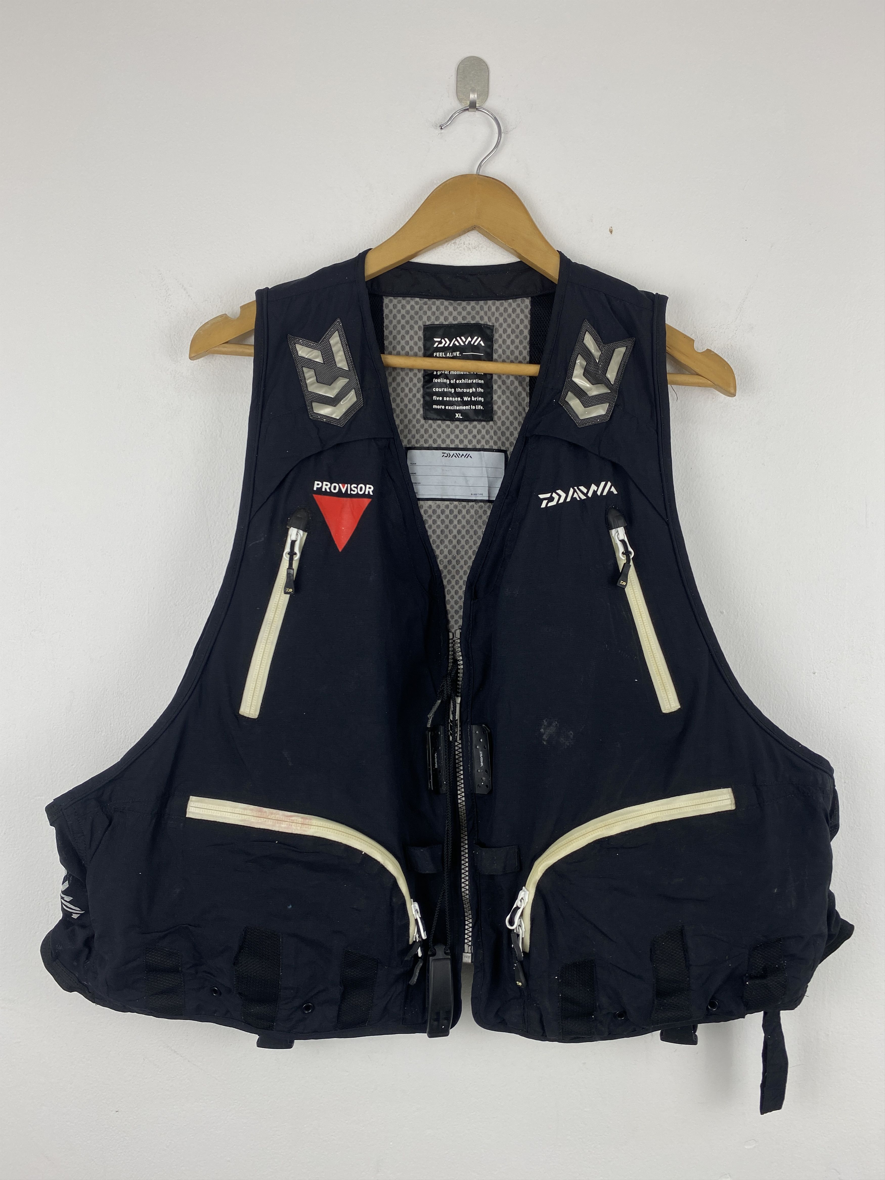 DAIWA Vintage Daiwa Multi Pocket Tactical Zipped Up Vest J2025 Size US XS / EU 42 / 0 - 1 Thumbnail