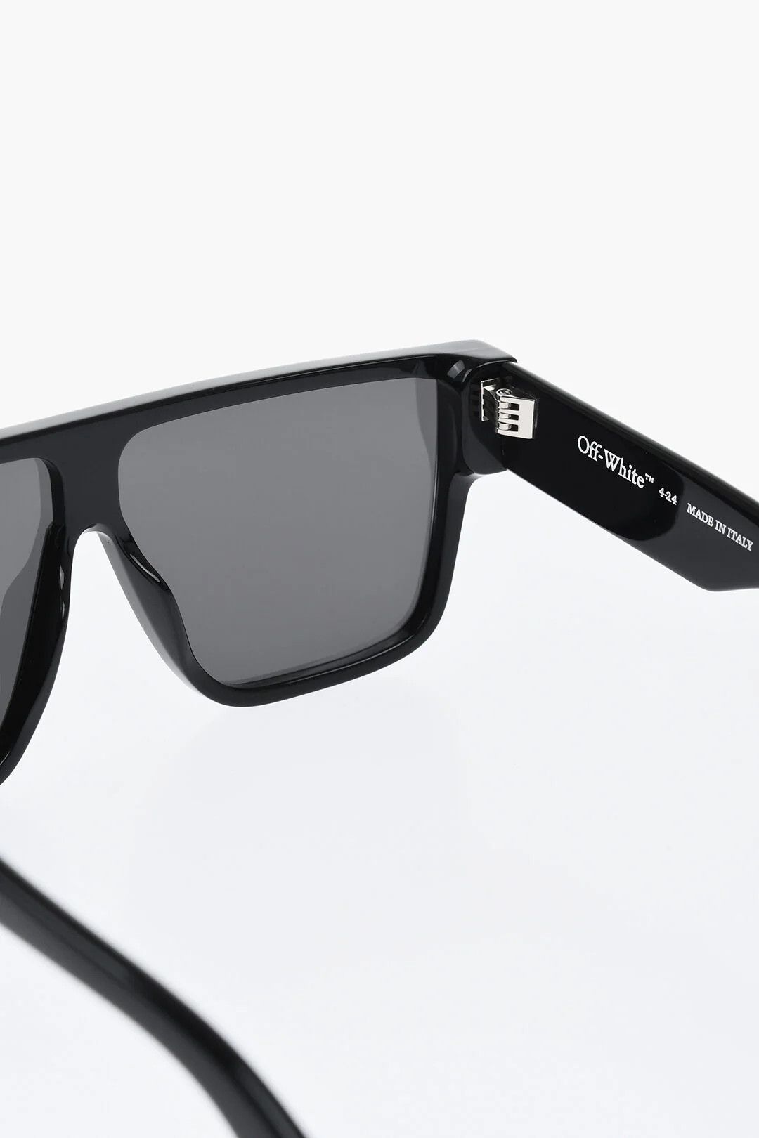 Off-White og1mm0426 Size: OS / Shield Sunglasses in Black Size ONE SIZE - 6 Thumbnail