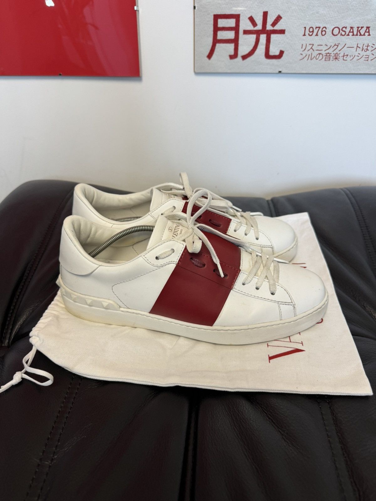Valentino Valentino Rockstud Sneakers Designer White Red Leather Low Size US 10 / EU 43 - 3 Thumbnail